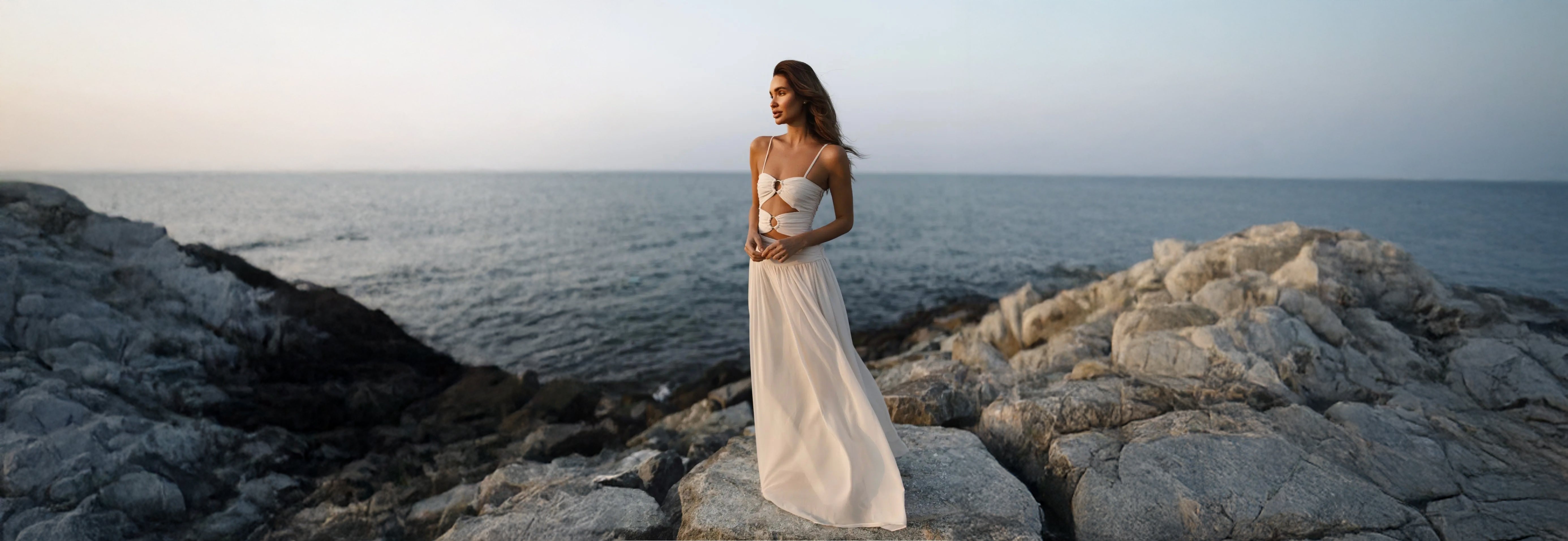 From London to Dubai: Women’s Classy Maxi Dresses