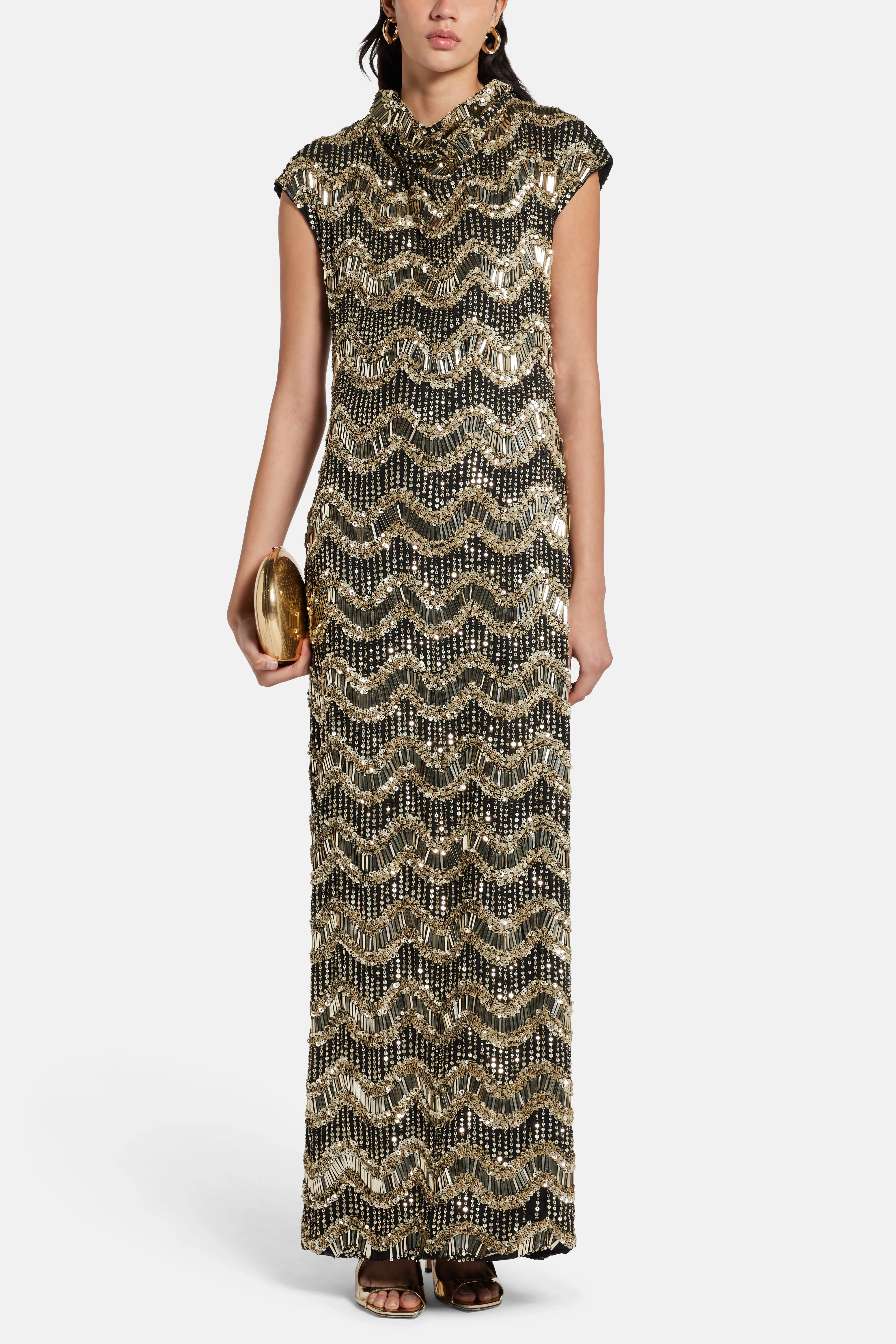 فستان سهرة مزين بأكمام قصيرة من أبولين باللون الأسود/ الذهبي