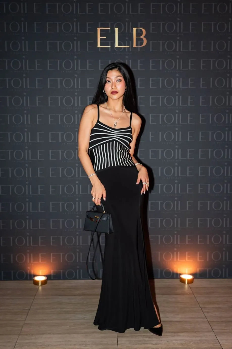 فستان ماكسي محبوك أوفيليا بدون أكمام باللون الأسود