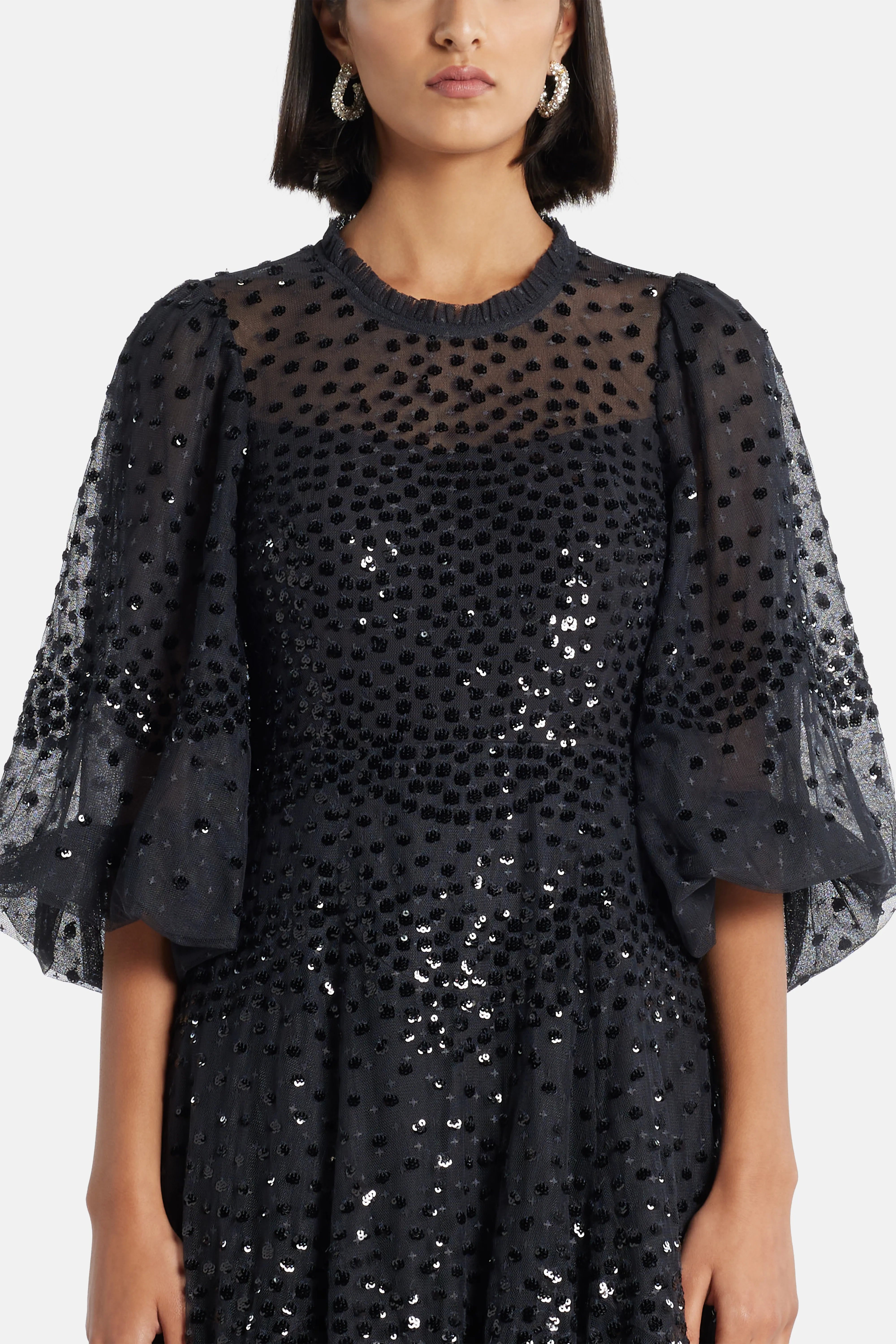 Scallop Sequin Evening Dress in Black
