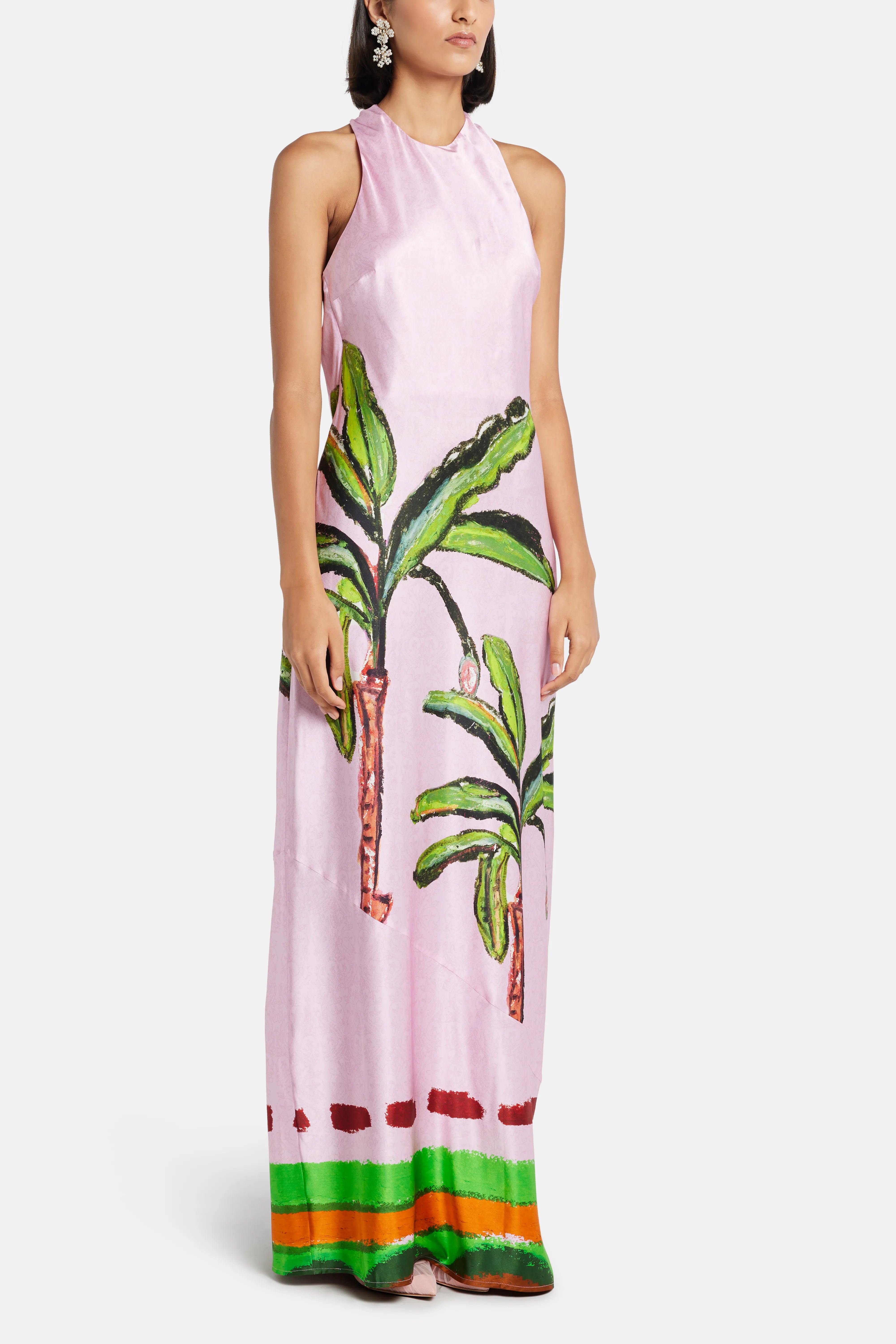 فستان كومولاو طويل من الحرير بدون أكمام وذو ظهر مفتوح باللون الوردي