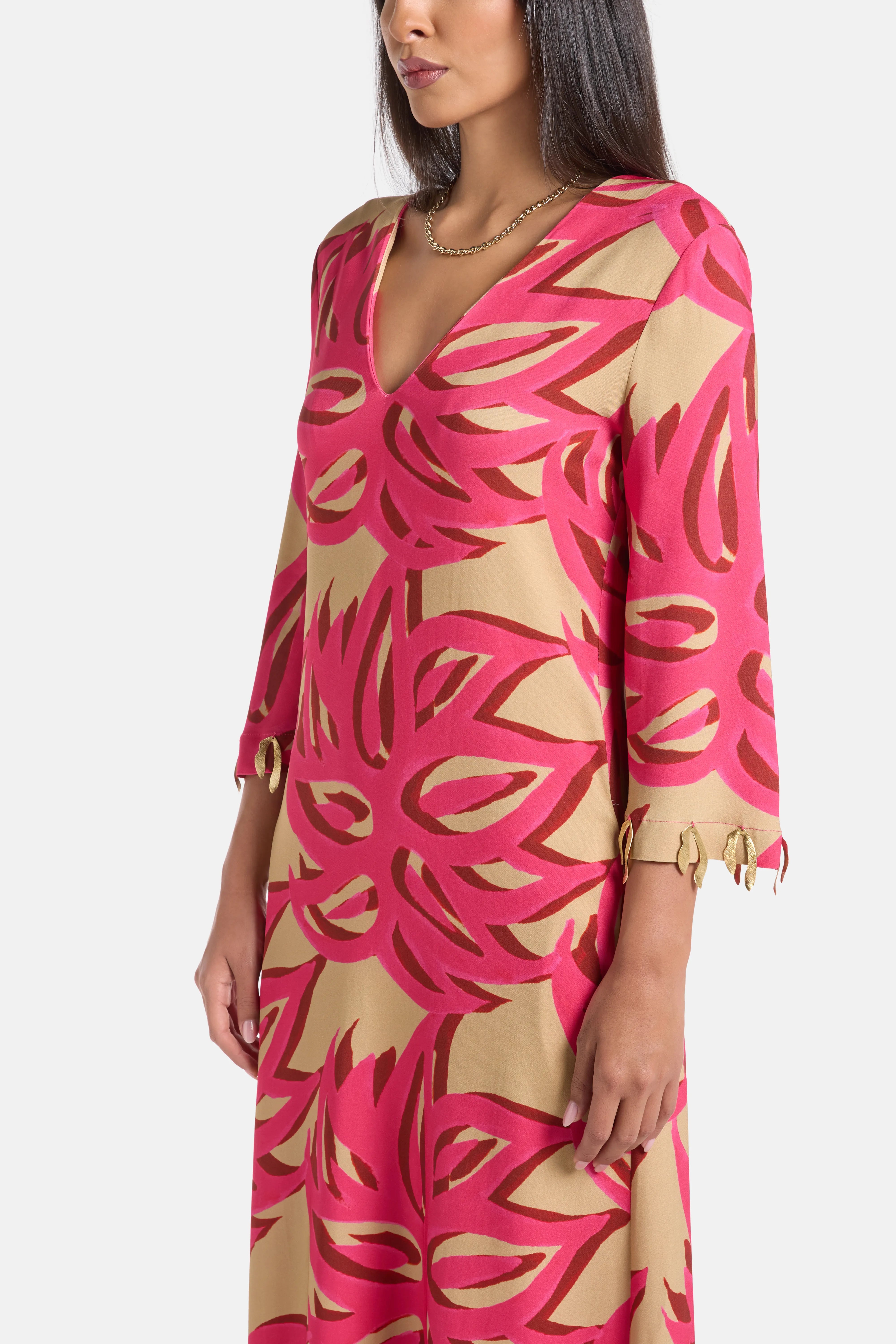 Ismene Sabra V Neck Silk Kaftan in Pink