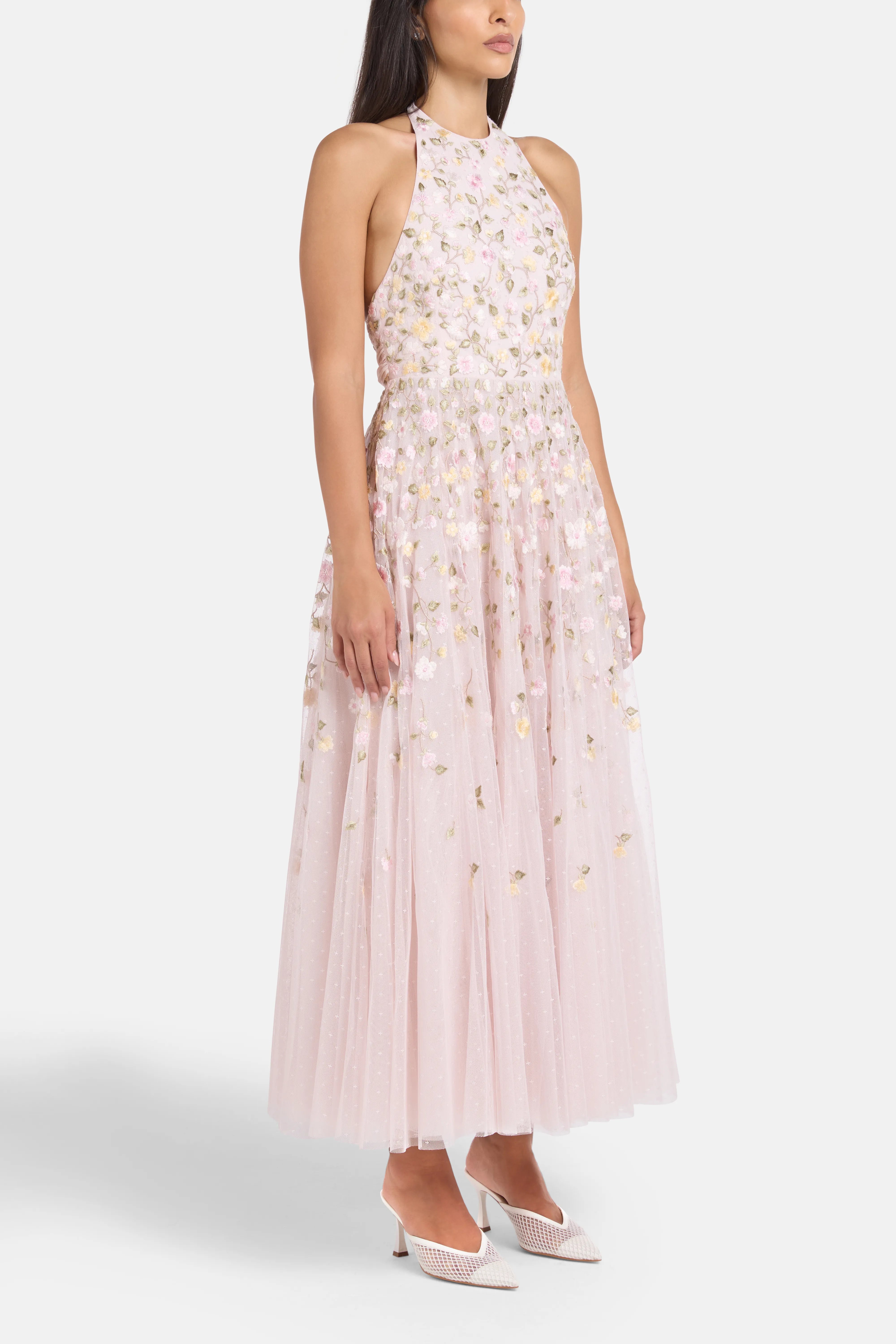 Trailing Roses Halter Neck Sleeveless Floral Evening Dress in Pink