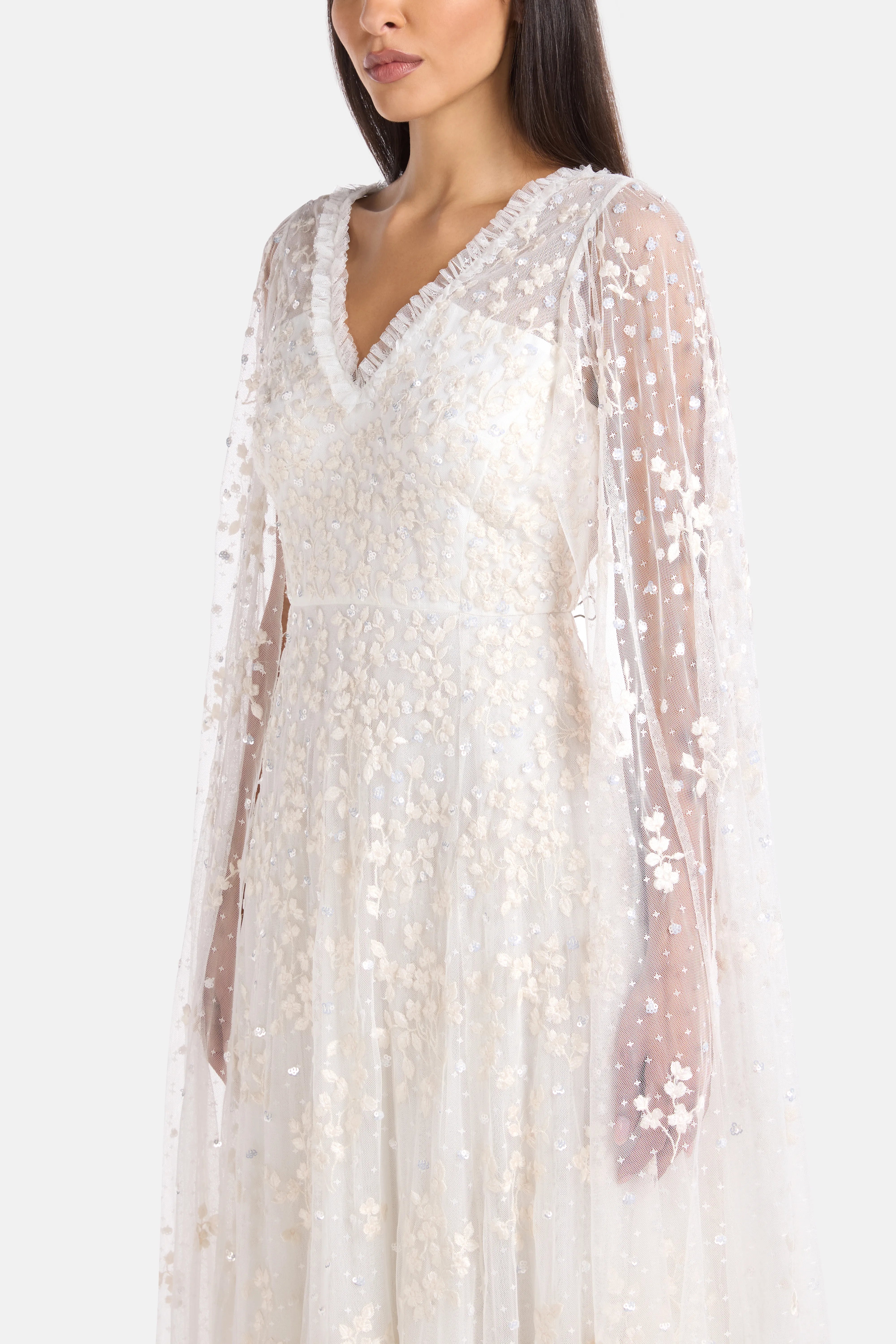 Versailles Ditsy Cape Floral Sequins Evening Dress in White