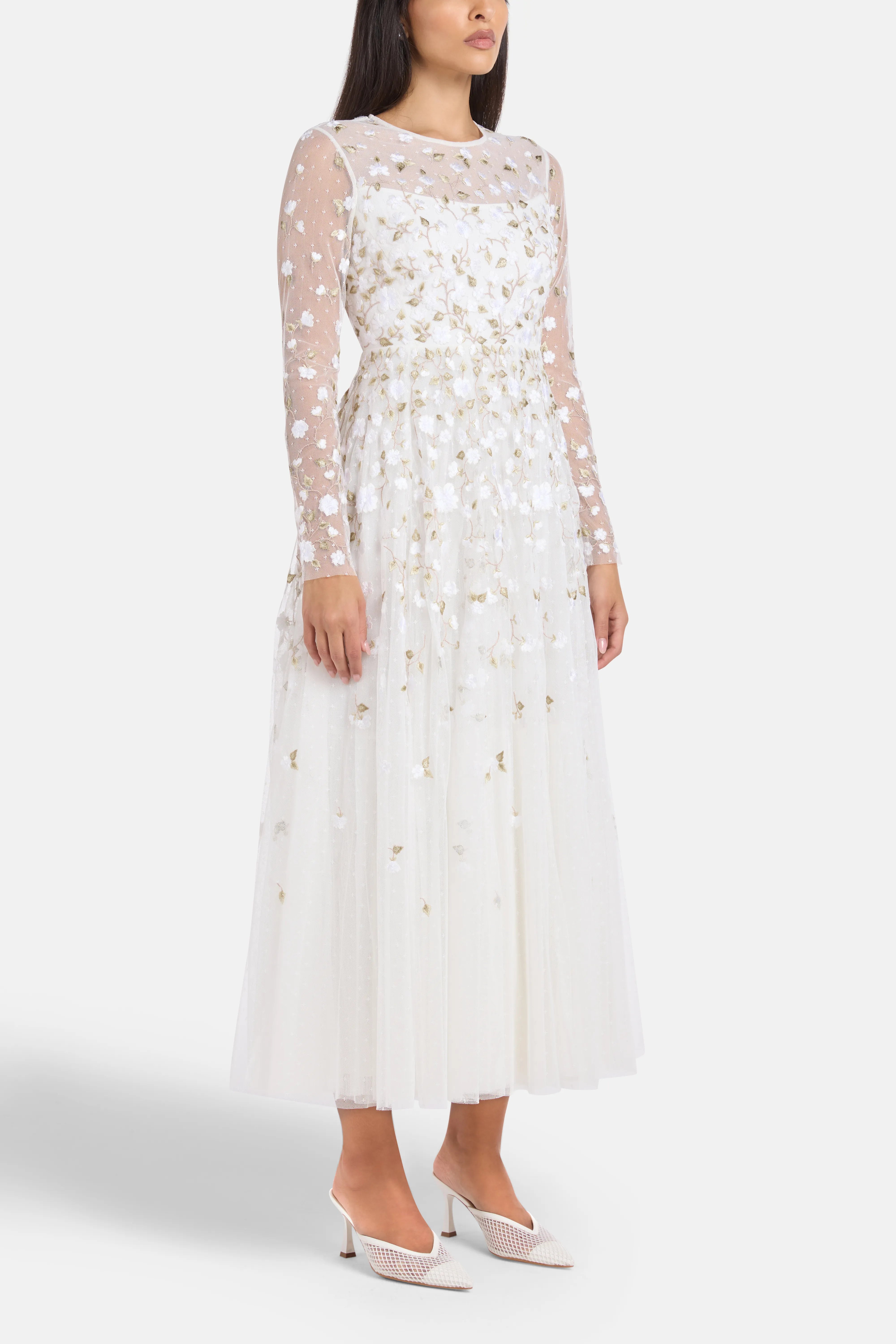 Trailing Roses Floral Evening Dress in White