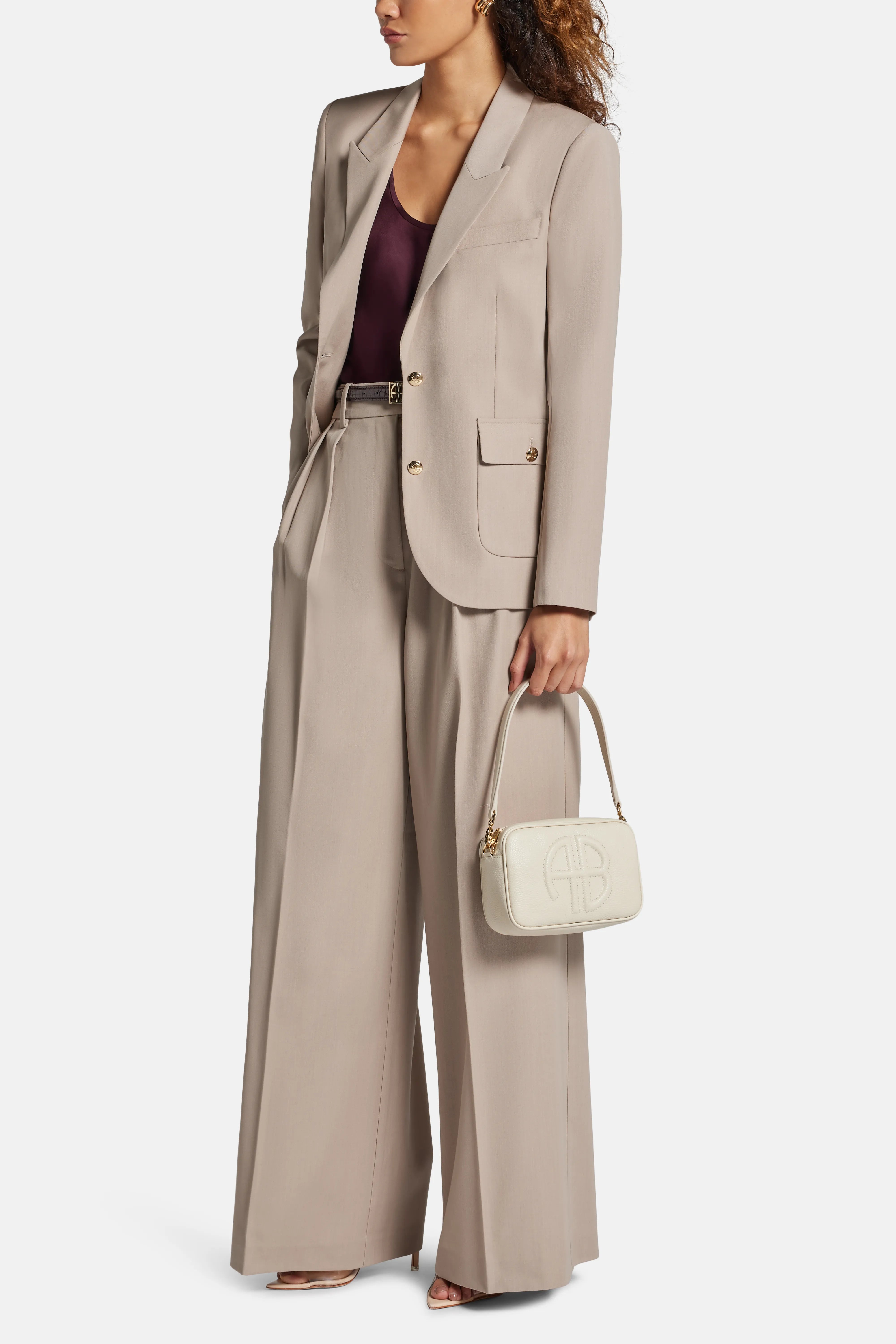 حقيبة الكتف ليلي من الجلد المحبب باللون البيج