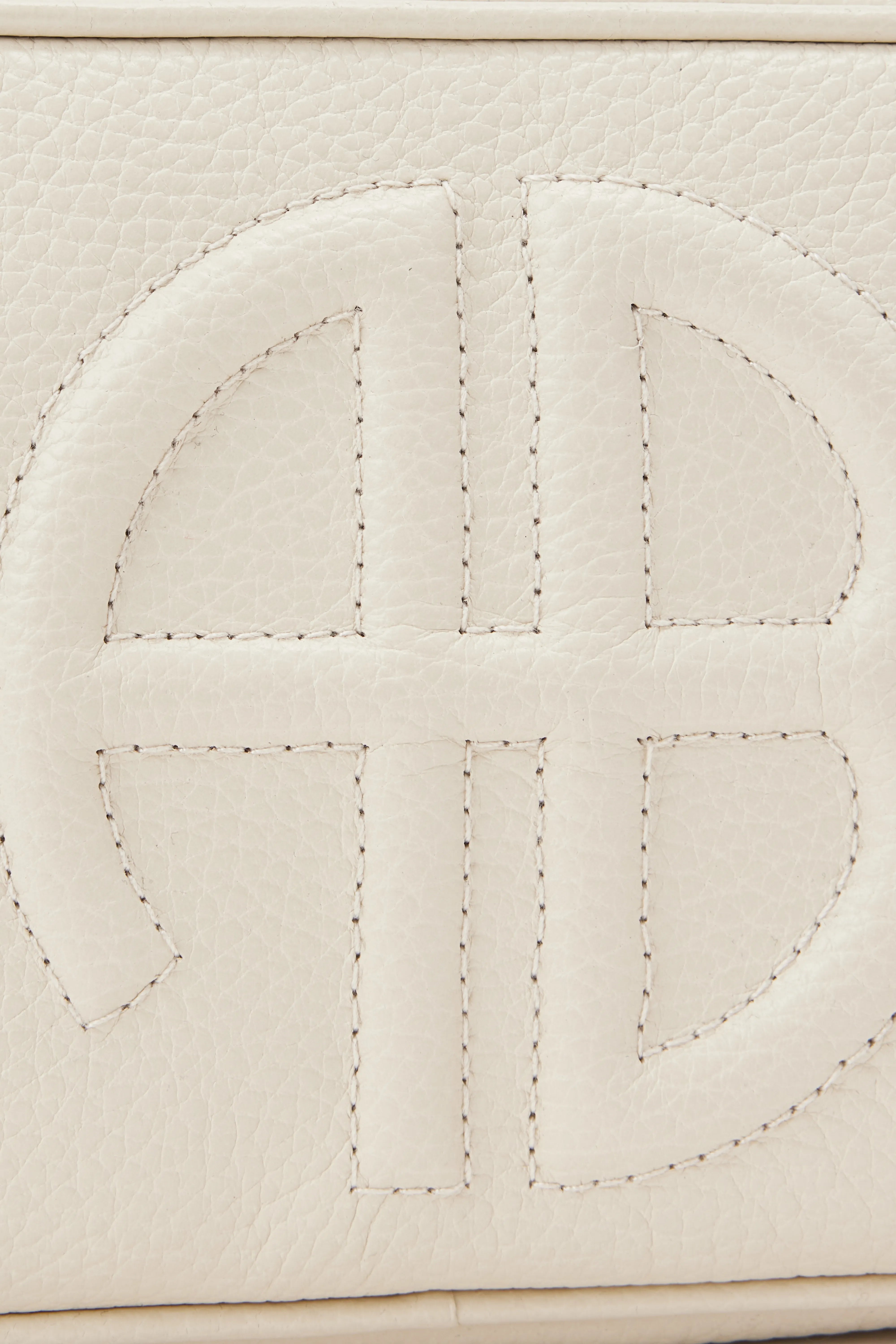 حقيبة الكتف ليلي من الجلد المحبب باللون البيج