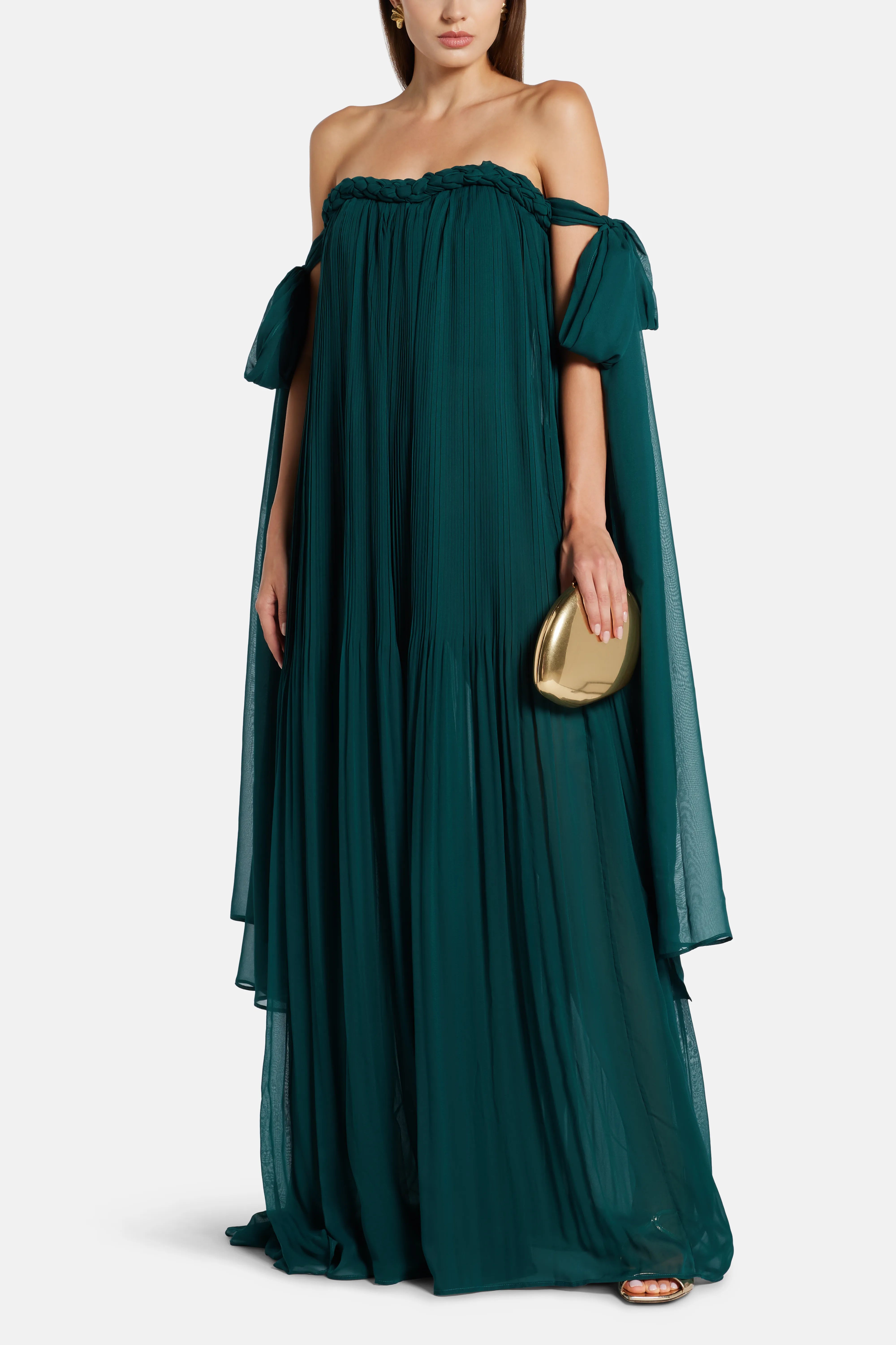 فستان ماكسي كاميلا مكشوف الأكتاف باللون الأخضر