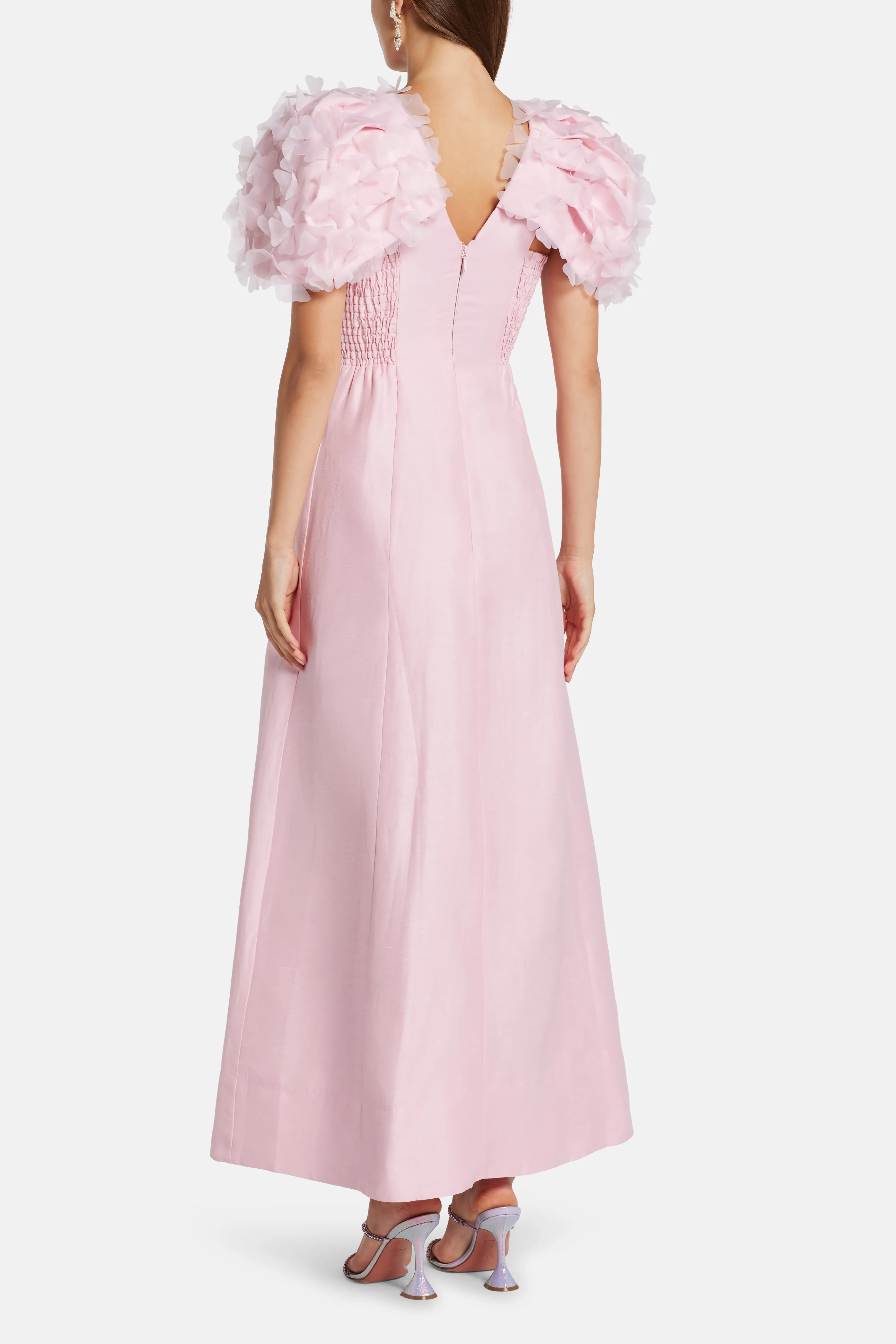 فستان ماكسي ميوز بأكمام منفوخة من الكتان باللون الزهري