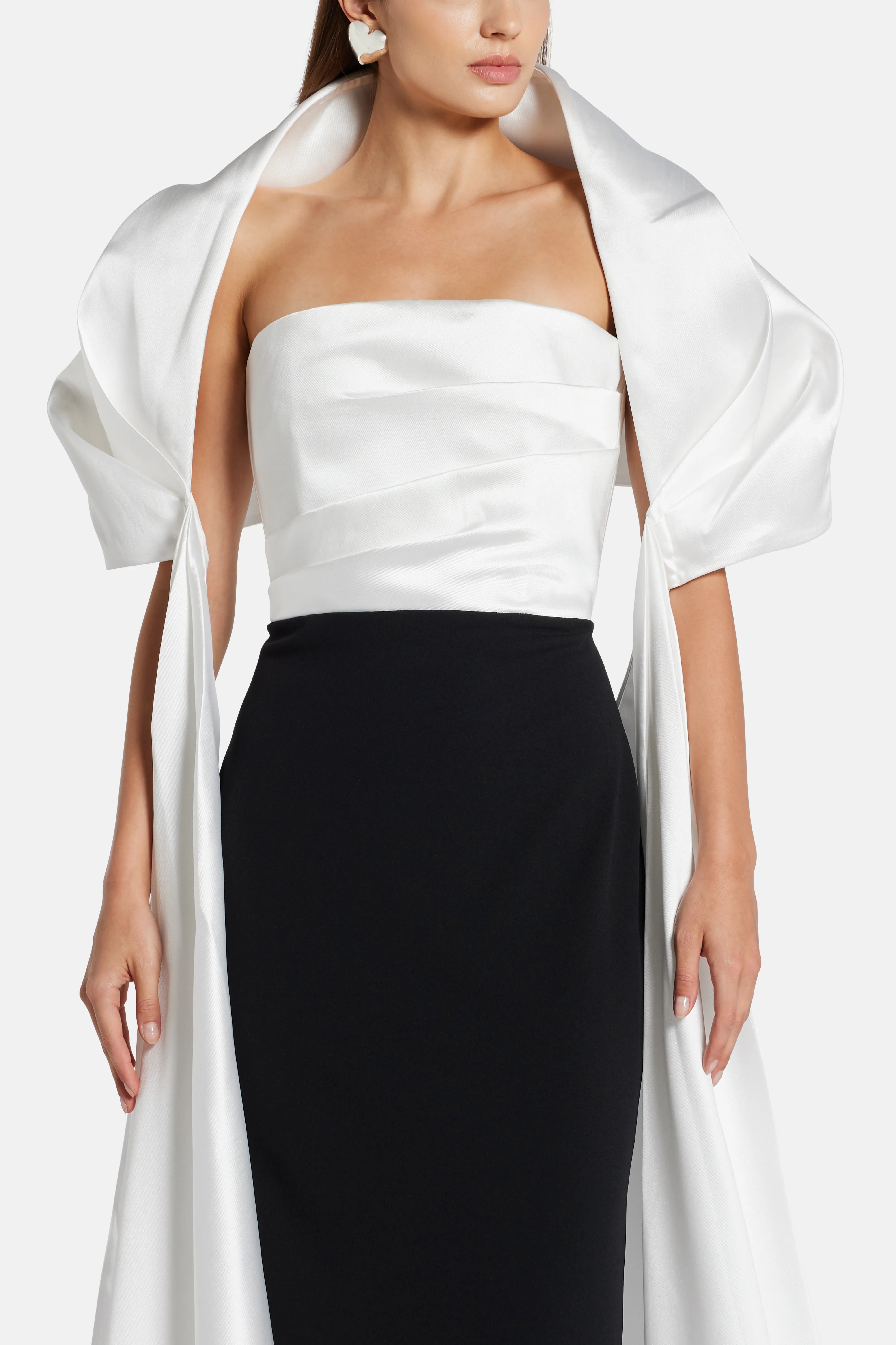 Vera Maxi Dress in Black and White