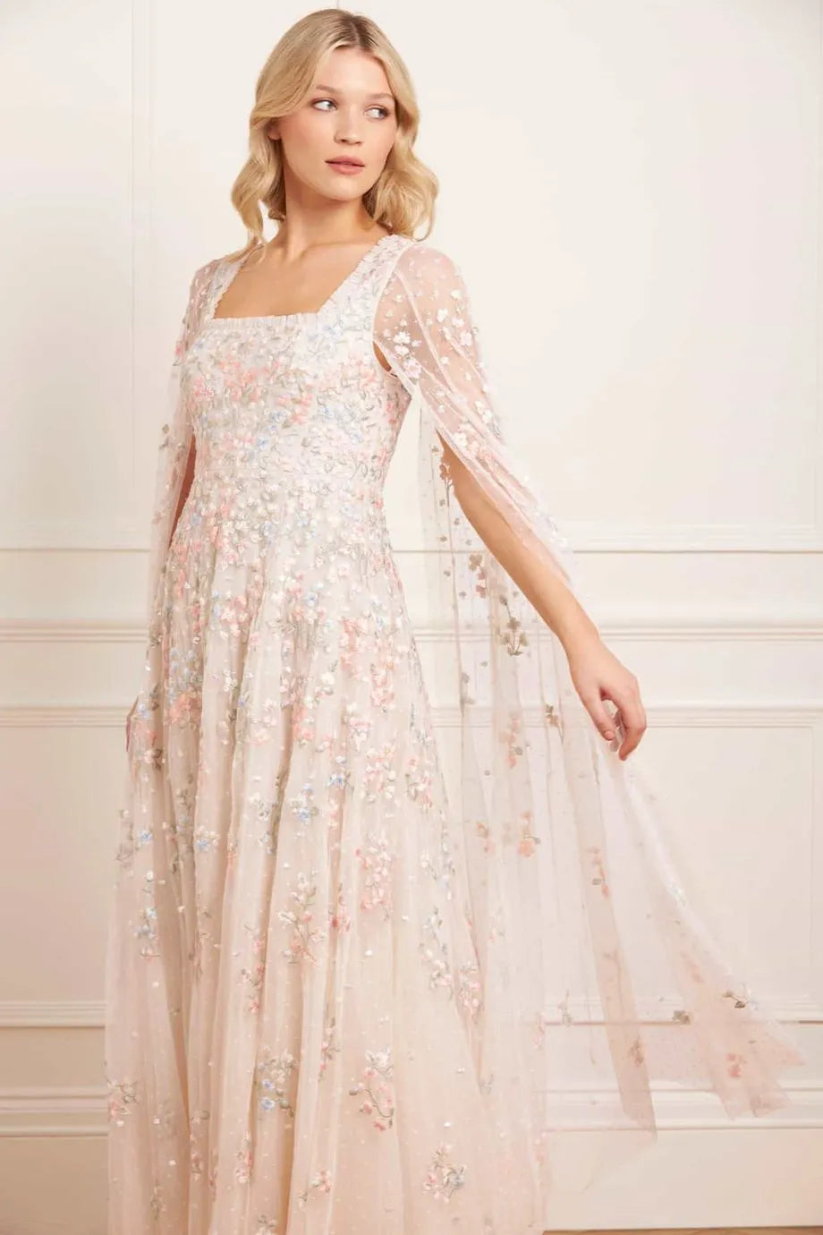 Versailles Ditsy Cape Sleeve Evening Dress in Cream