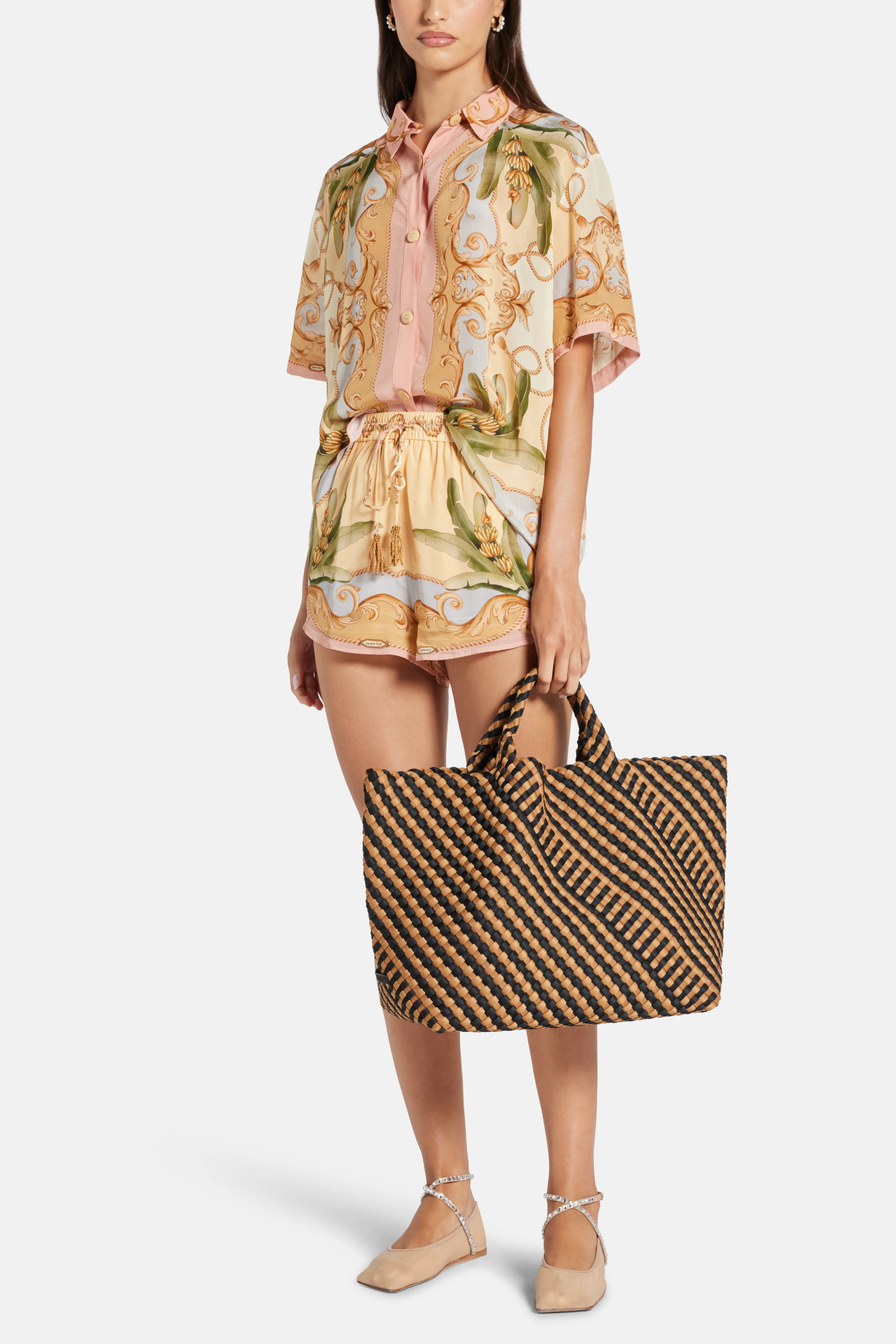 Banana Royalty Kalendoscope Shorts in Beige