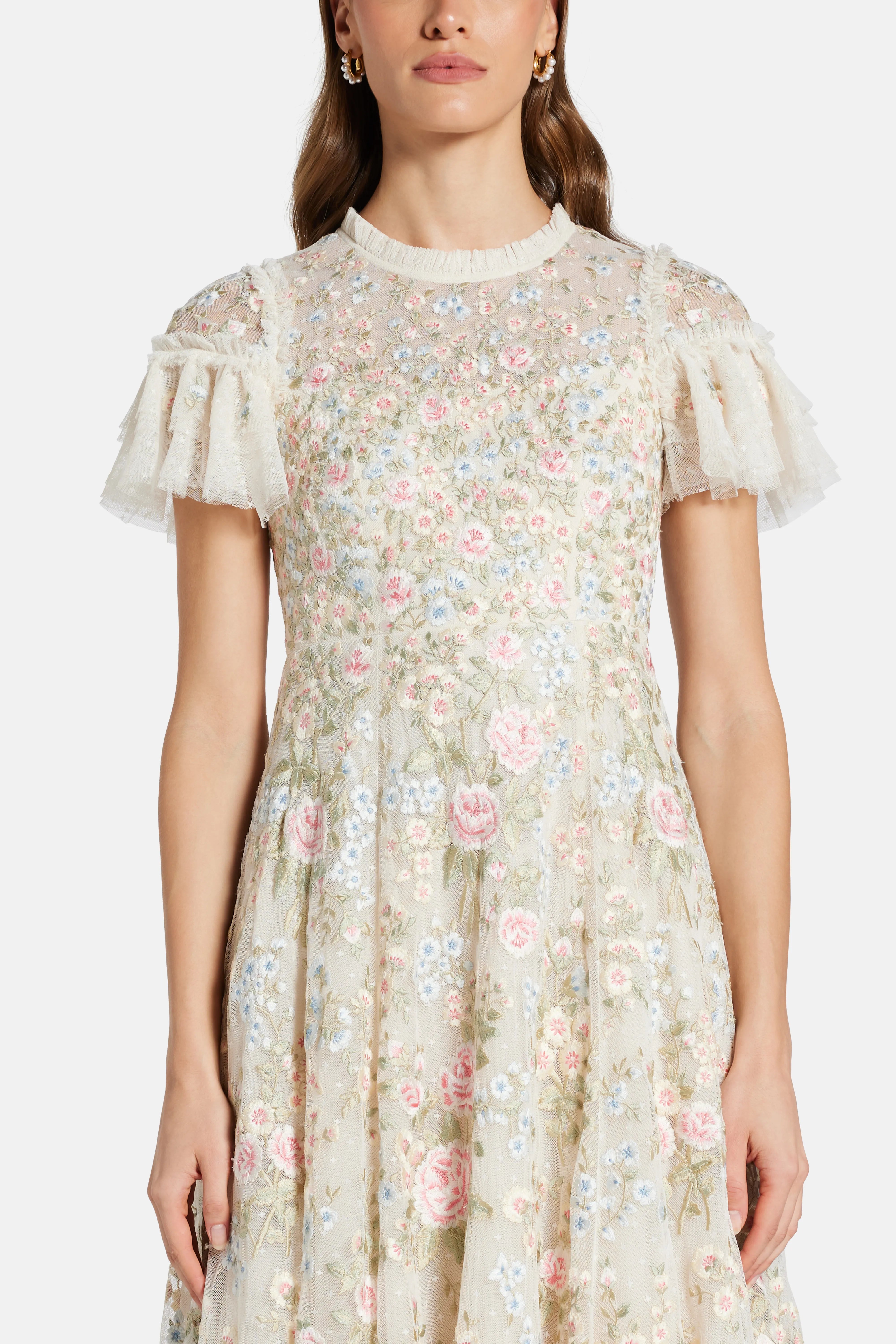 Antoinettes Floral Round Neck Evening Dress in Cream