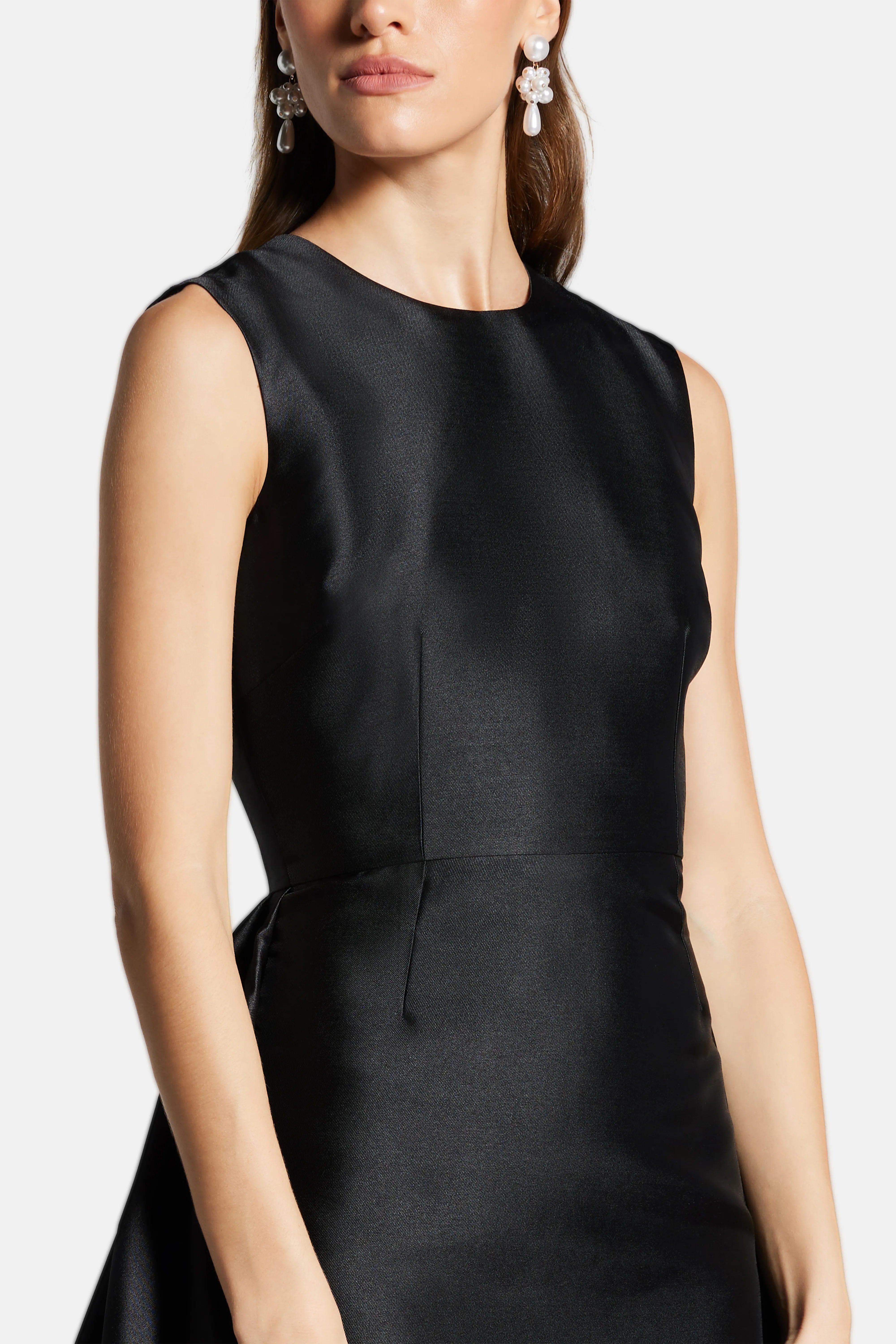 Larsen Sleeveless Evening Dress in Black