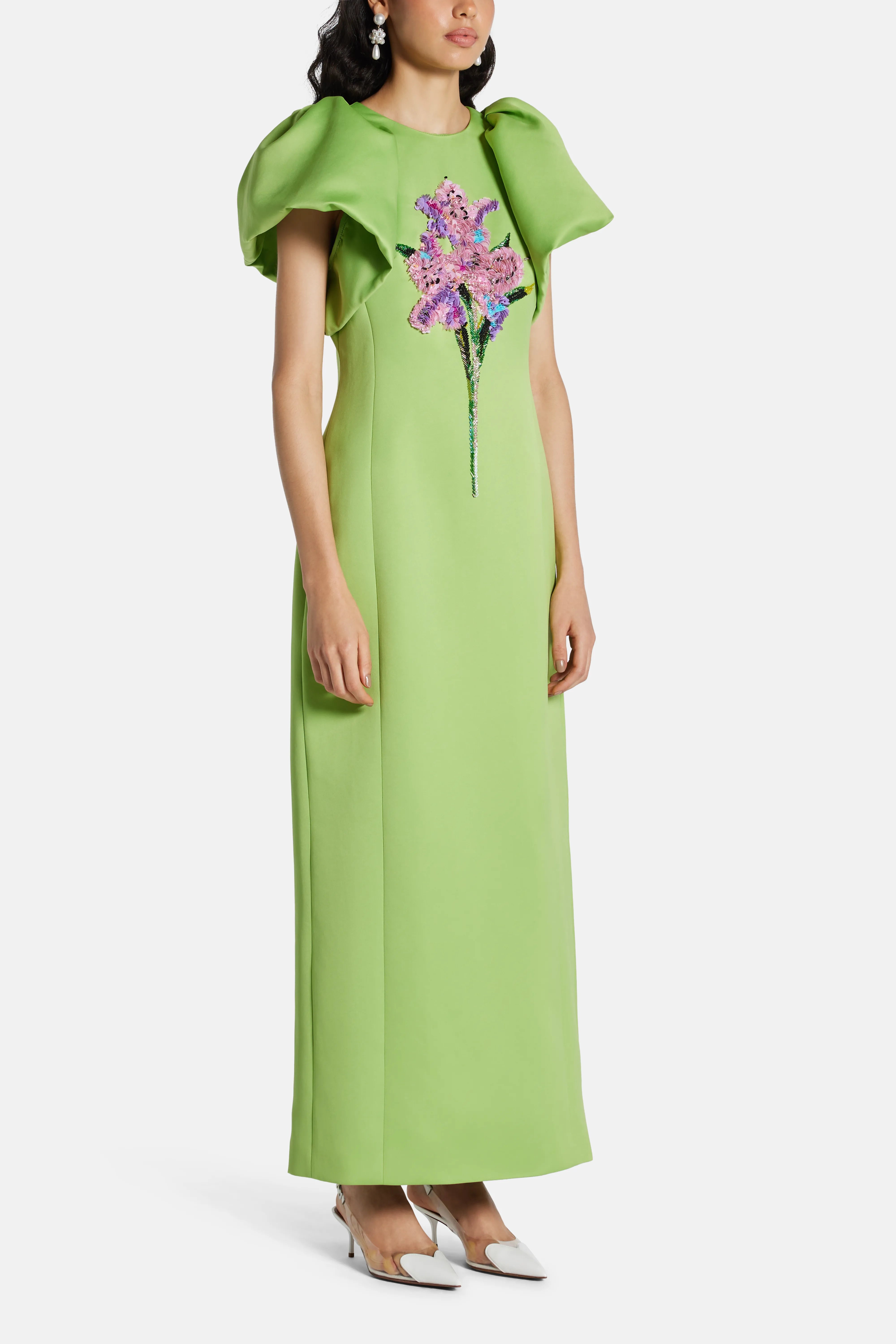 فستان ماكسي لوسيندا مزين بالورود باللون الأخضر