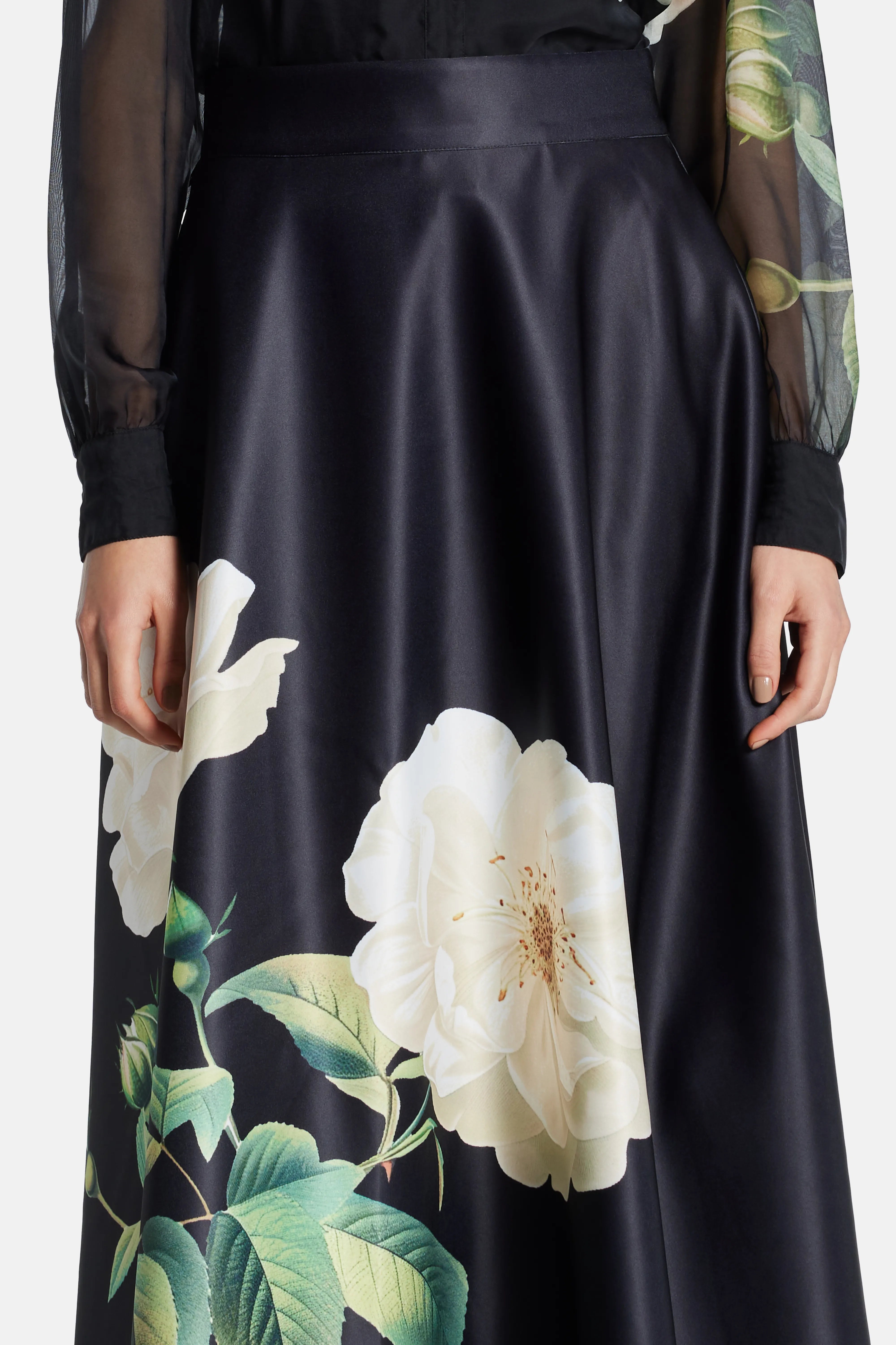 Rosalyn Floral Maxi Skirt In Black
