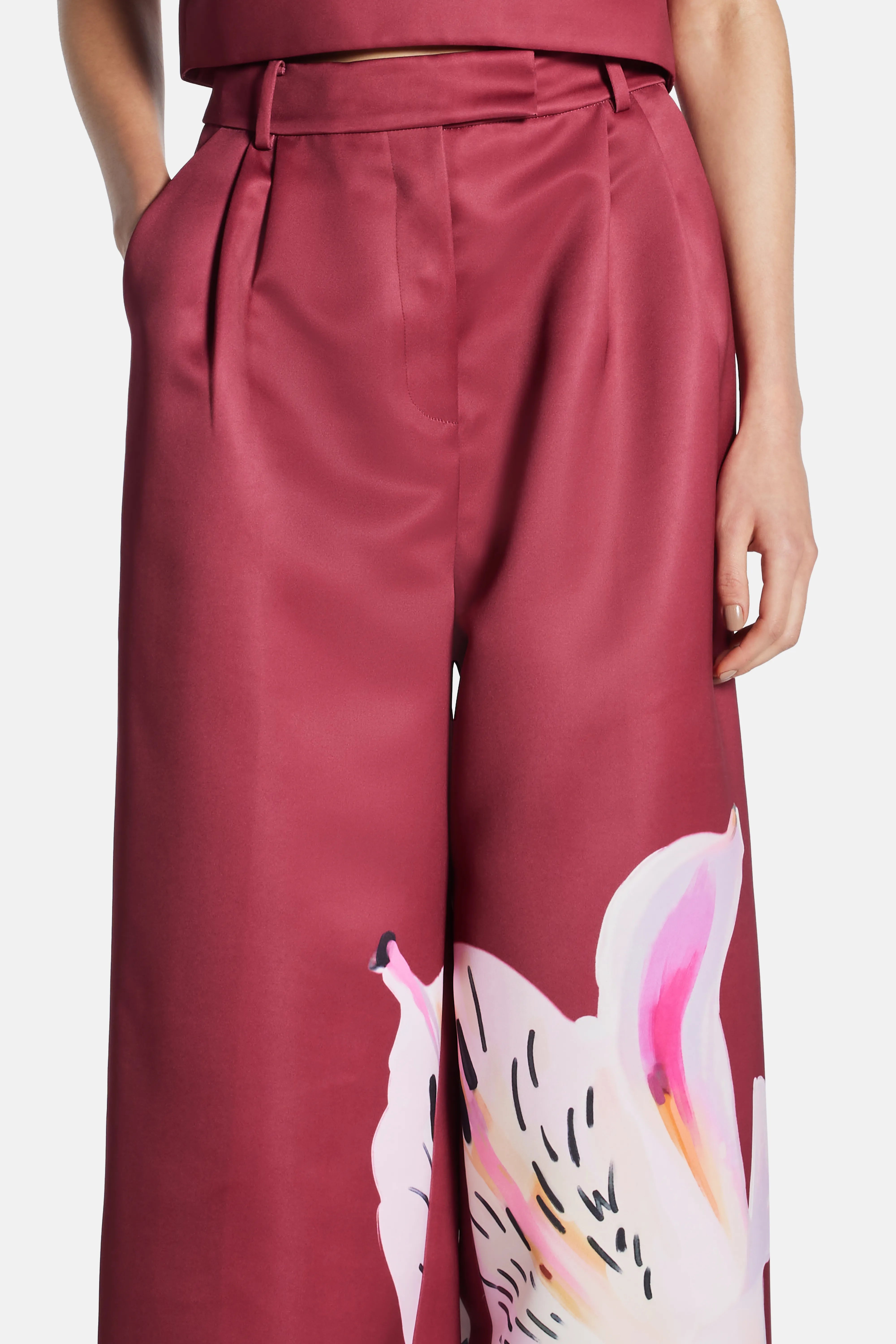 Elisha Floral Wide Leg Pants In Burgundy