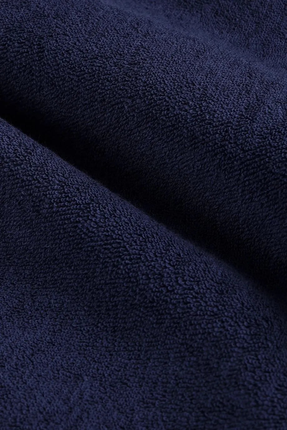 شورت إيدن سكريبت من قماش القطن التيري باللون الأزرق