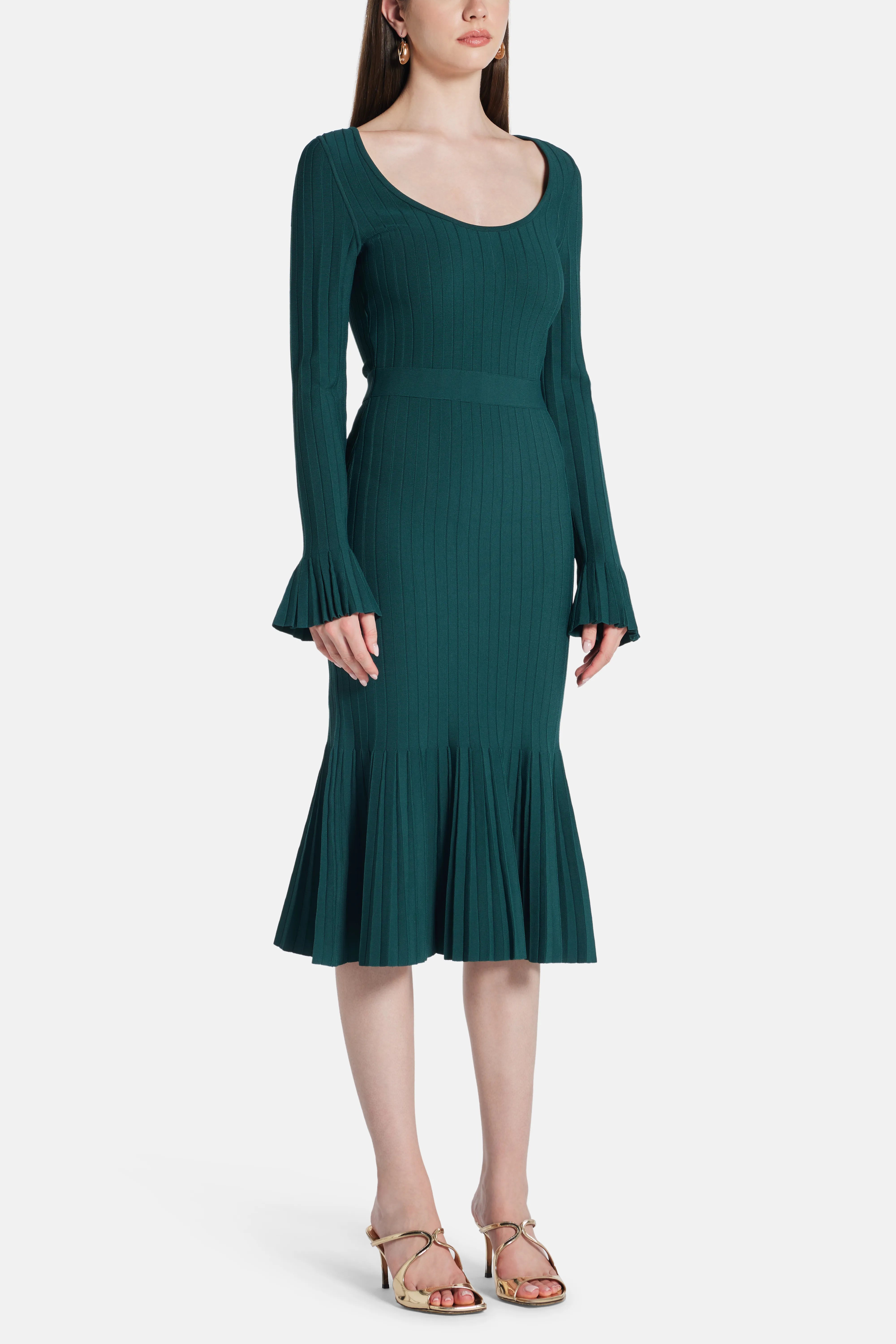 Alena Long Sleeves Knit Bandage Midi Dress in Green