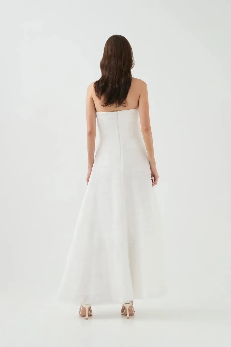 فستان ماكسي ساوندسكيب باللون الأبيض