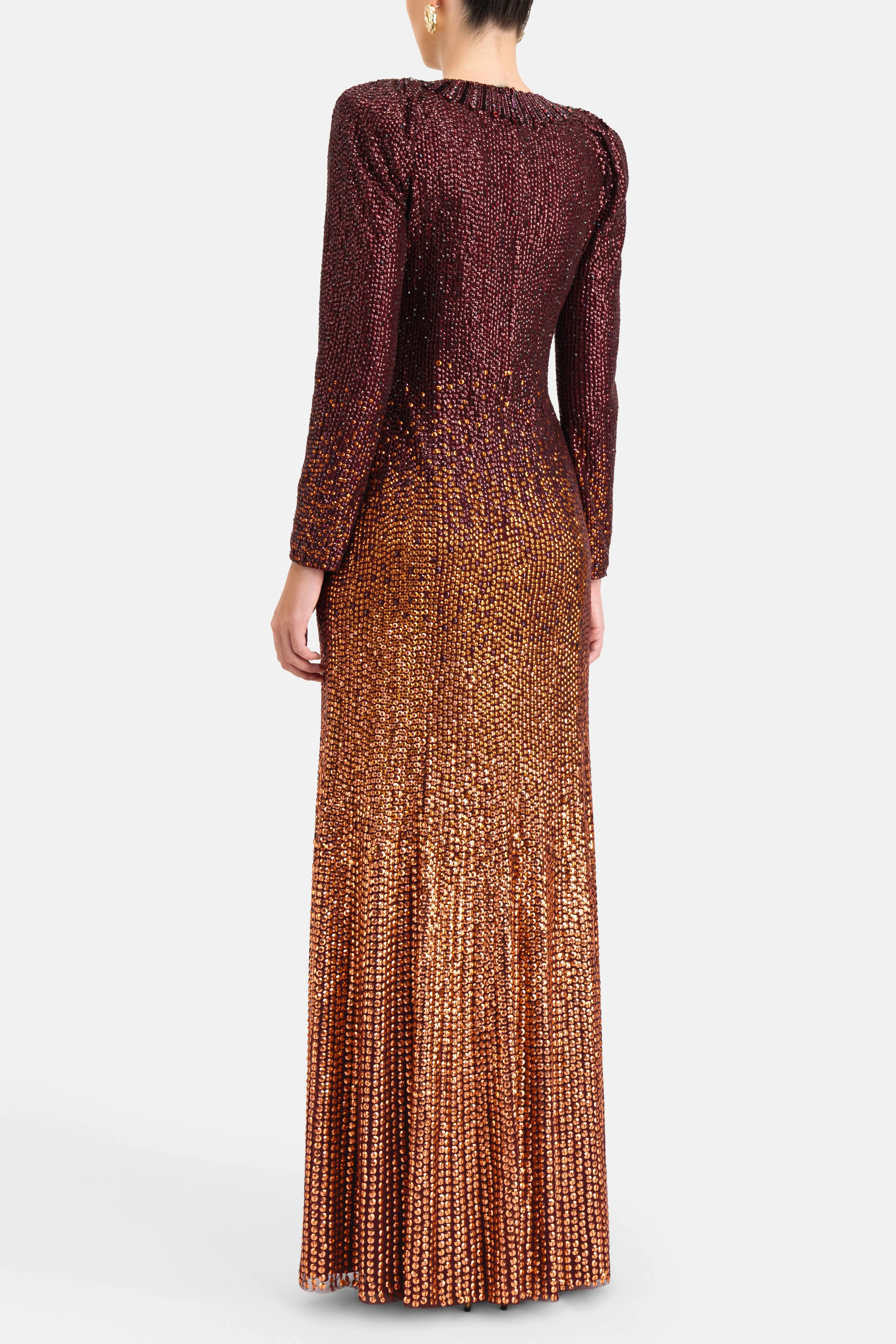 فستان سهرة جولييت مطرز بالترتر باللونين العنابي والذهبي