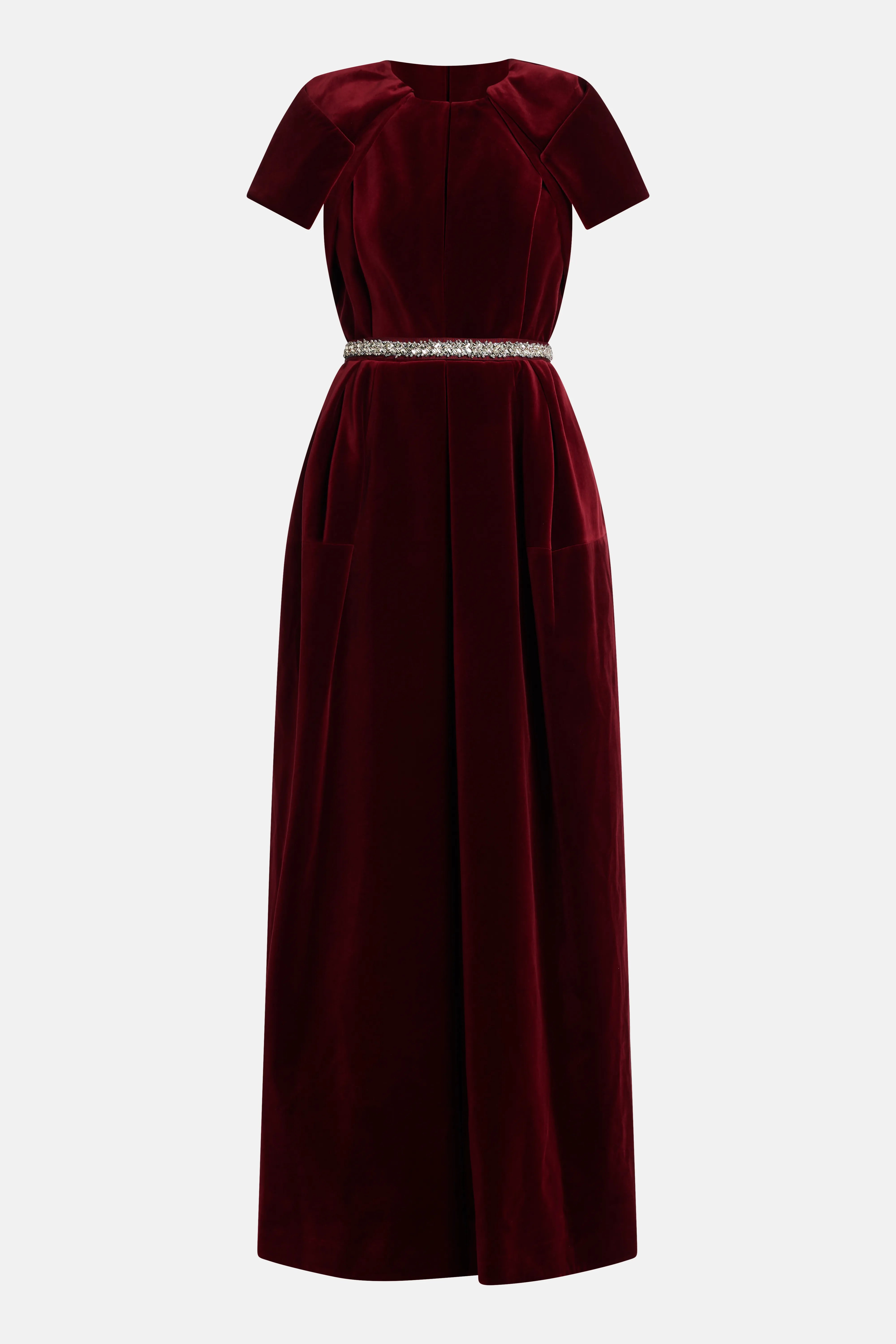 فستان سهرة مخملي باللون الكستنائي مع حزام كريستالي