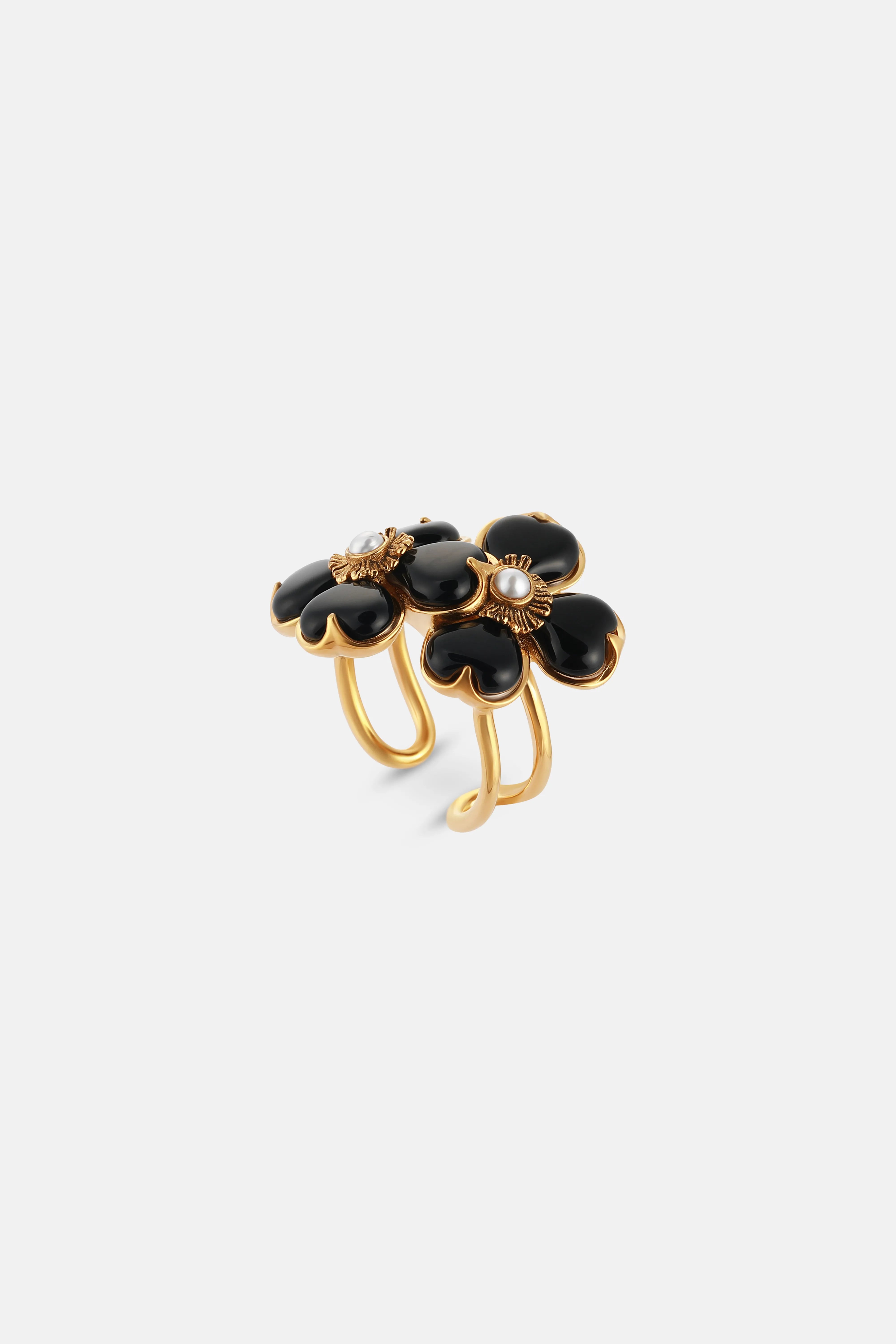 Double Trefle Ring in Black