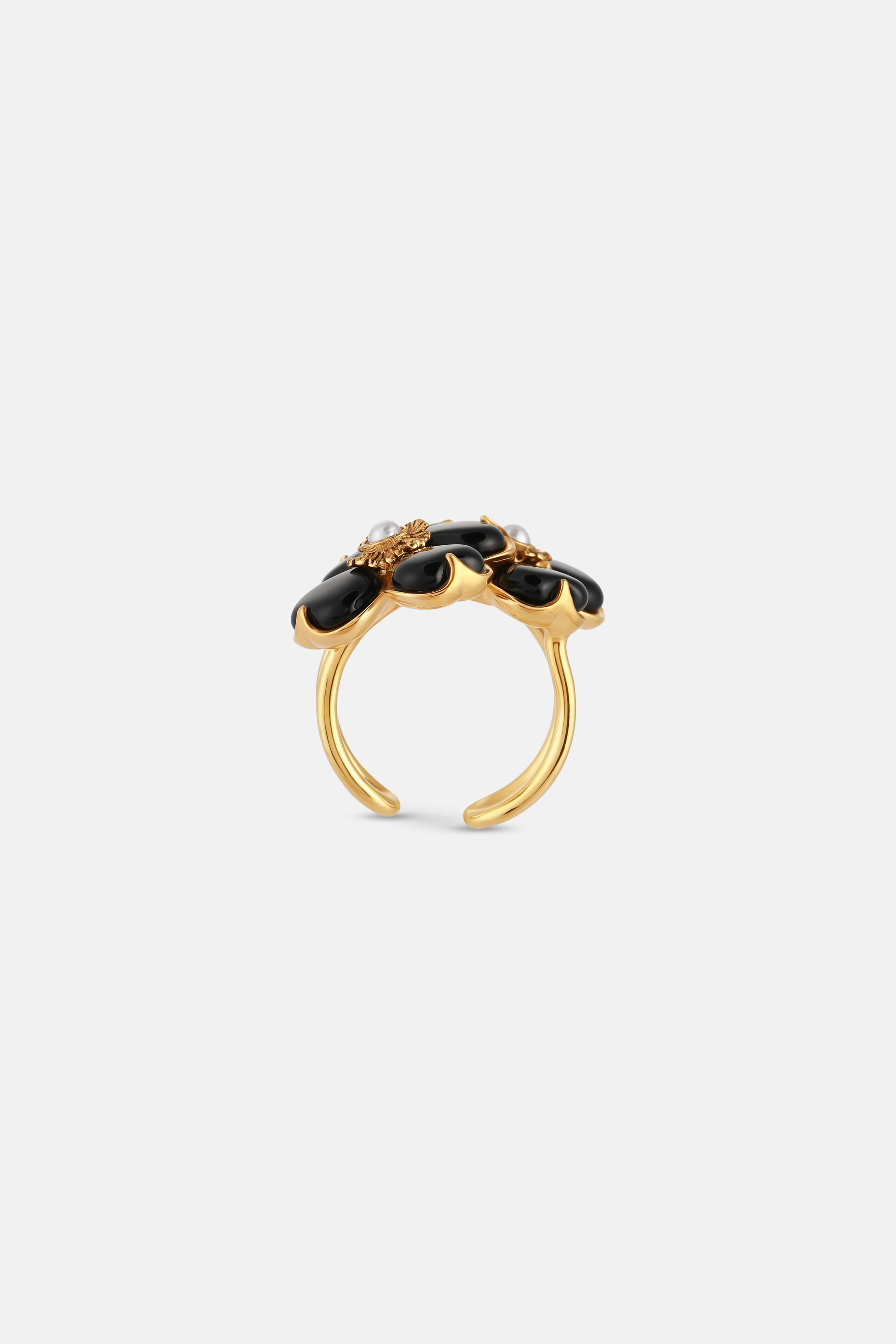 Double Trefle Ring in Black