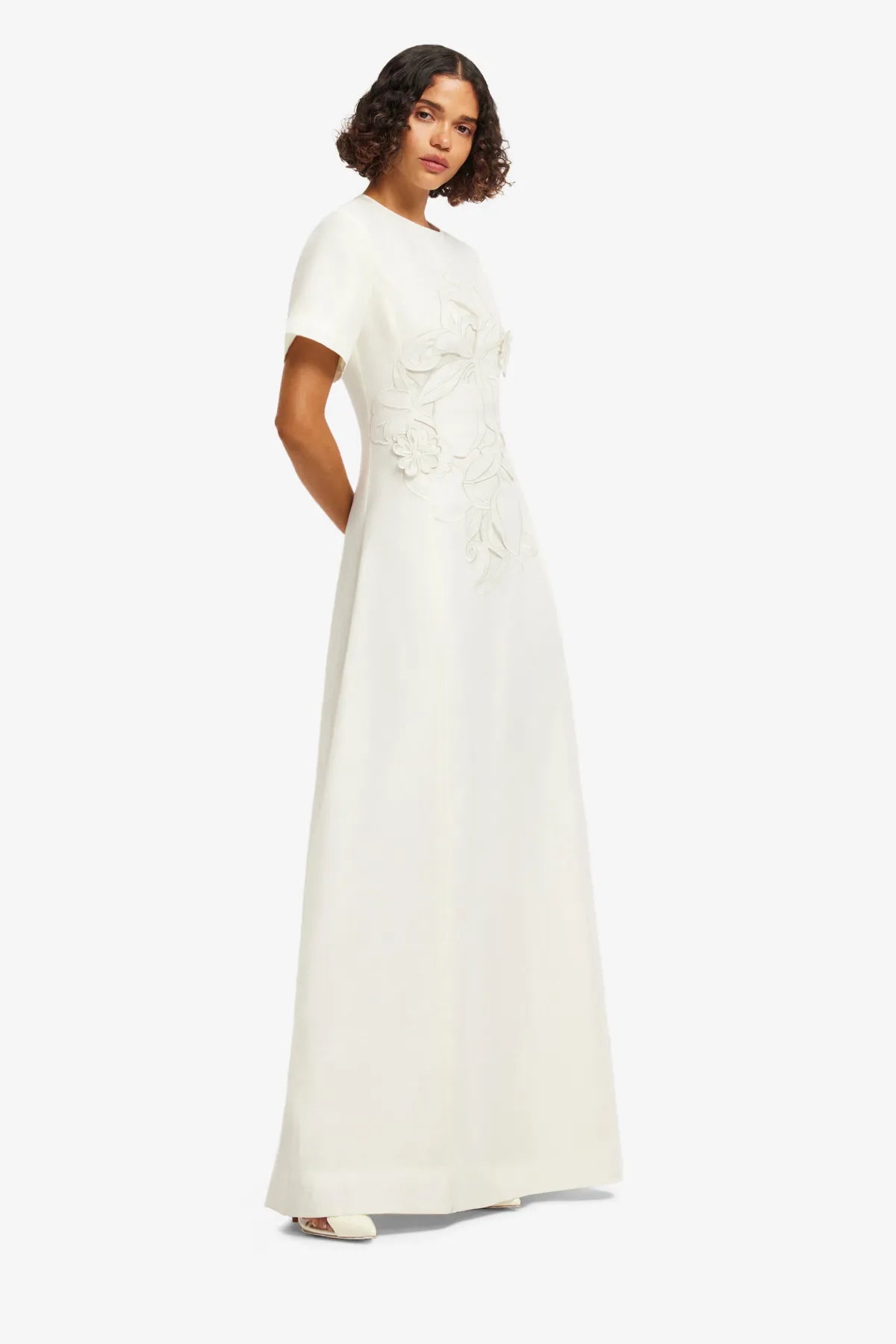 Alice Floral Applique Short Sleeves Linen Maxi Dress in White