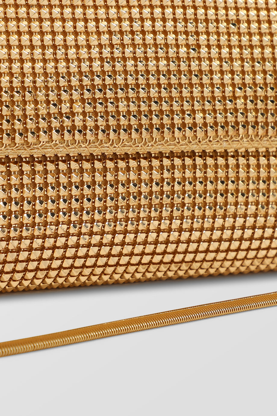 Pyramid Mesh Clutch