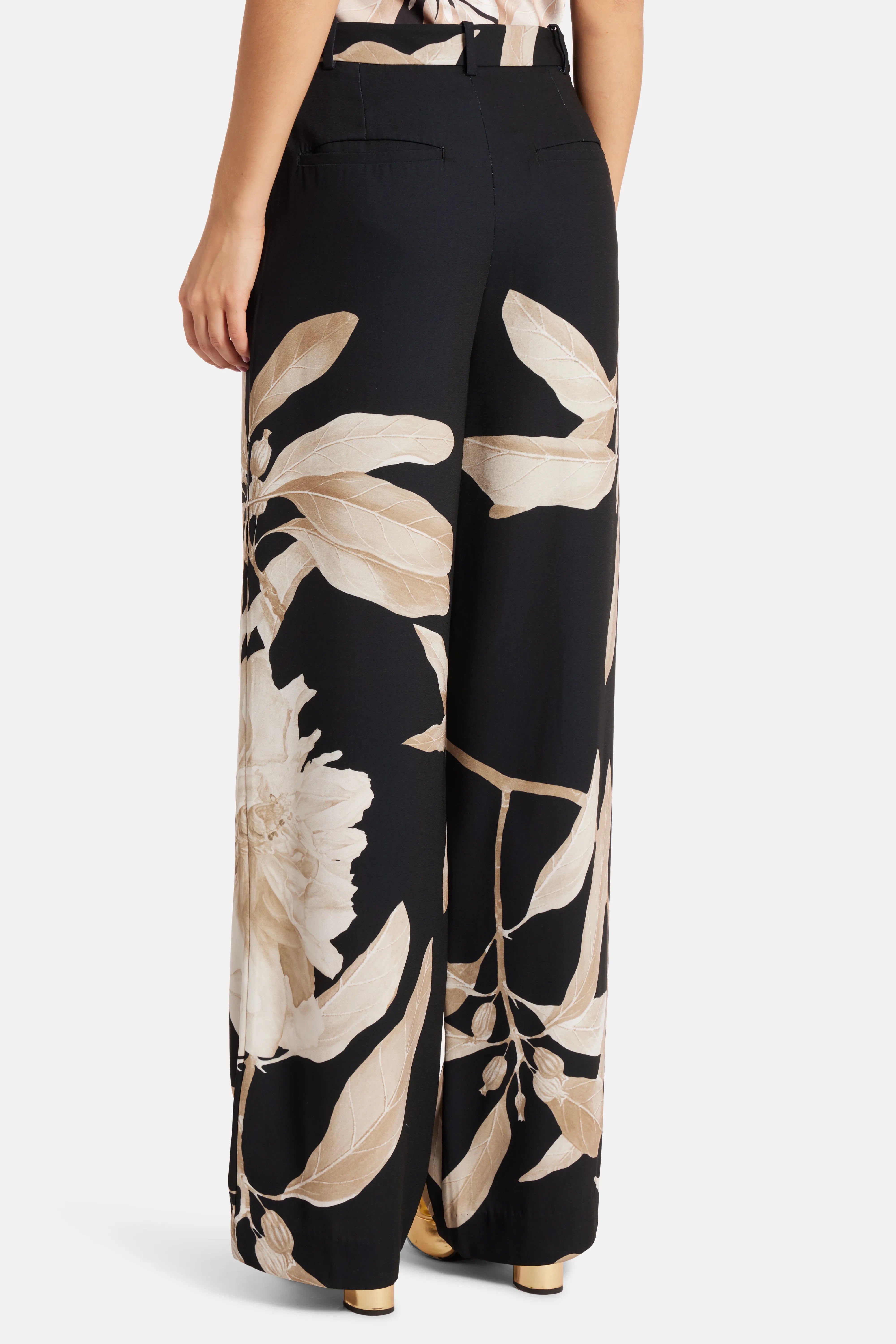 Niru Floral Flared Pants in Black