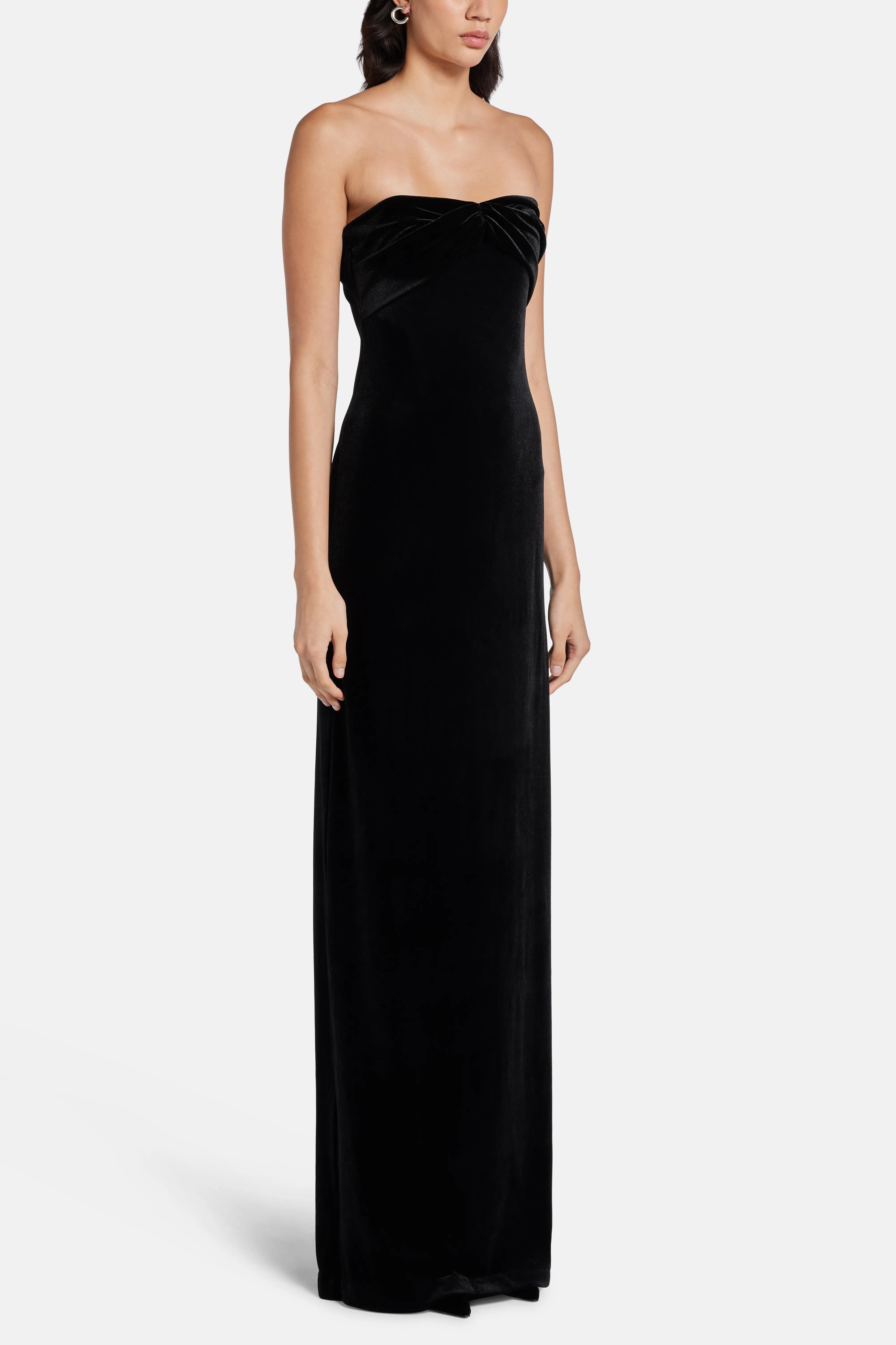 Noela Off Shoulder Velvet Evening Gown in Black