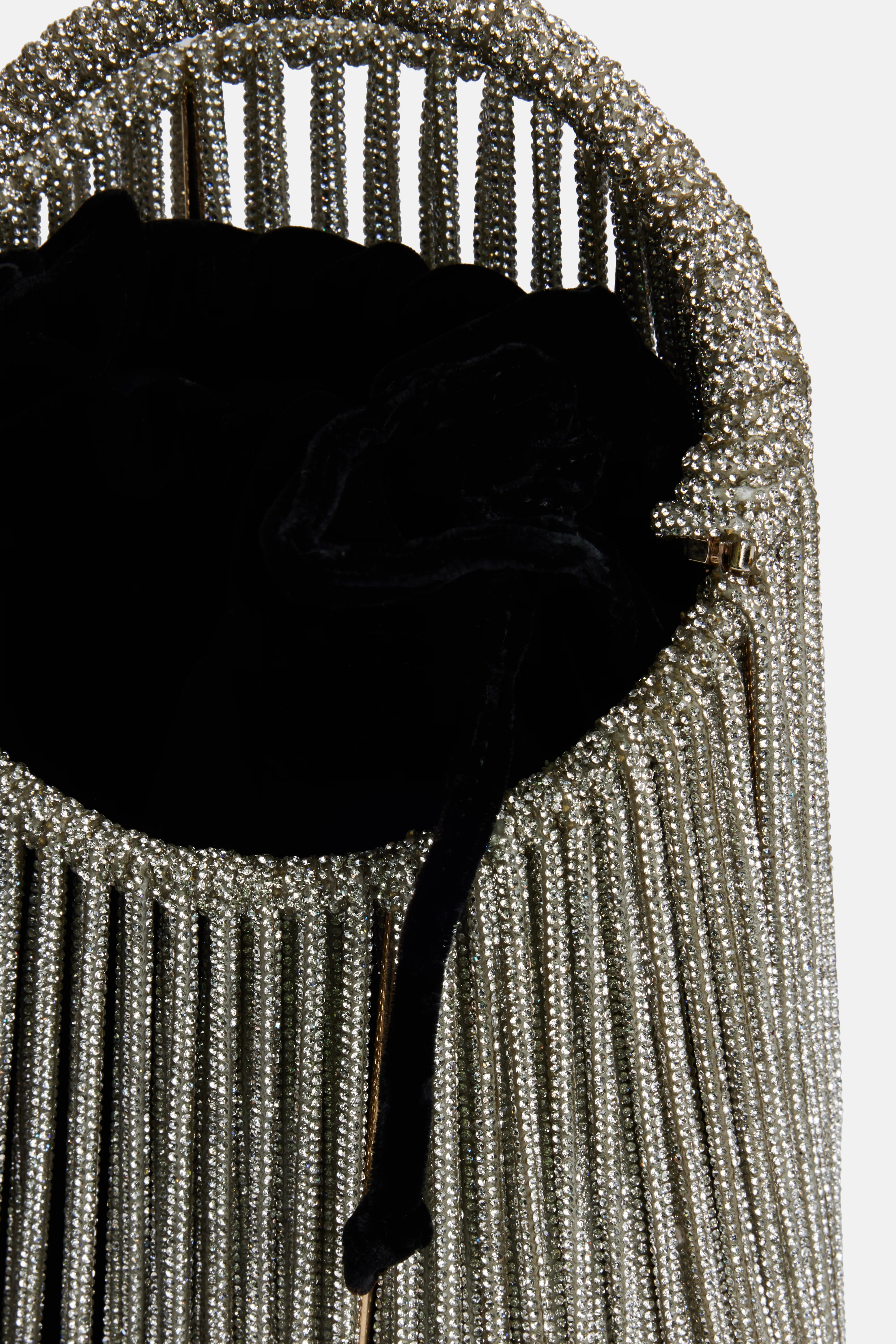 حقيبة إلكترا بمقبض علوي مزينة بالكريستالات باللون الأسود