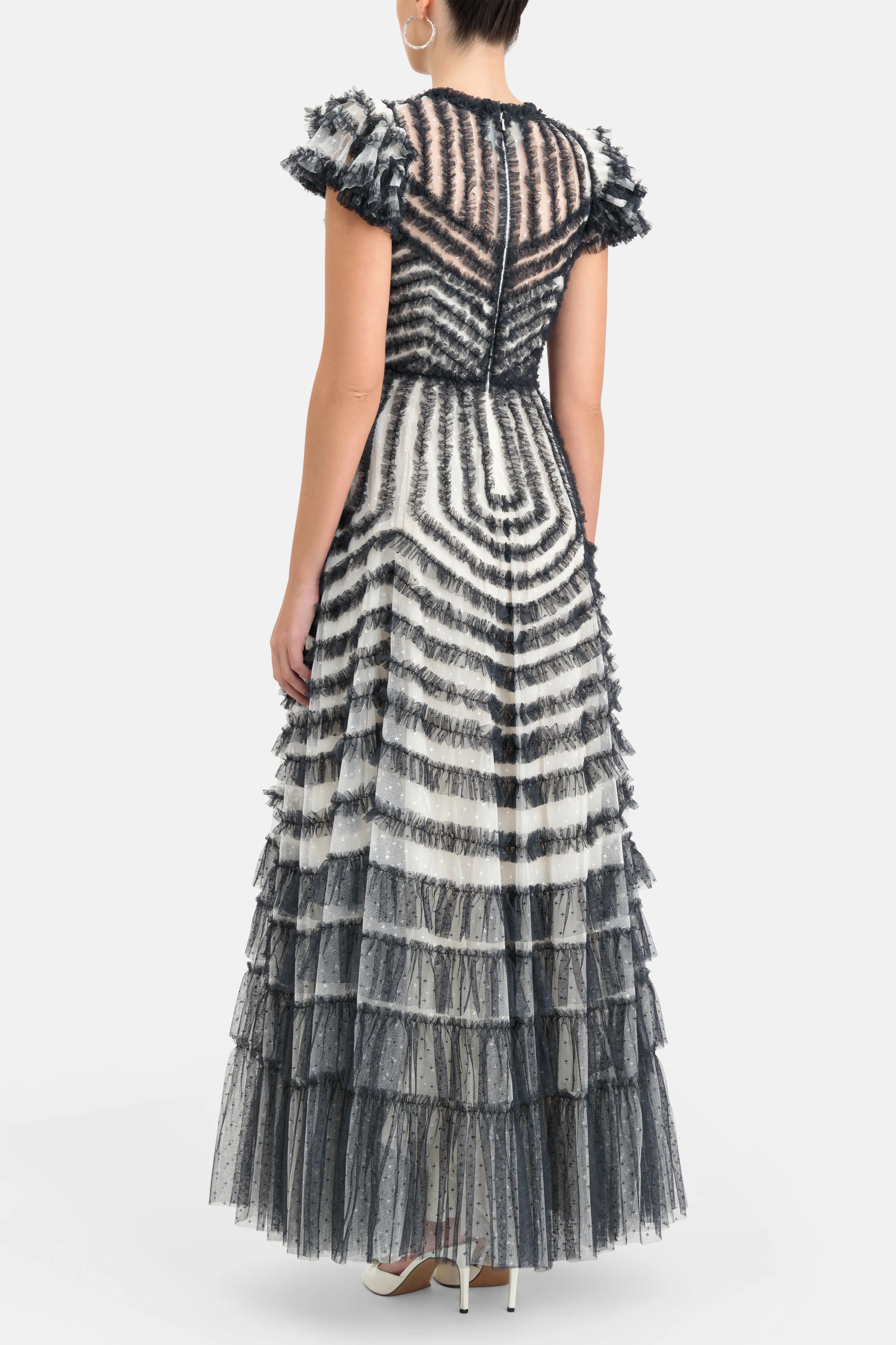 La Vie En Rose Round Neck Short Sleeves Evening Dress in Black