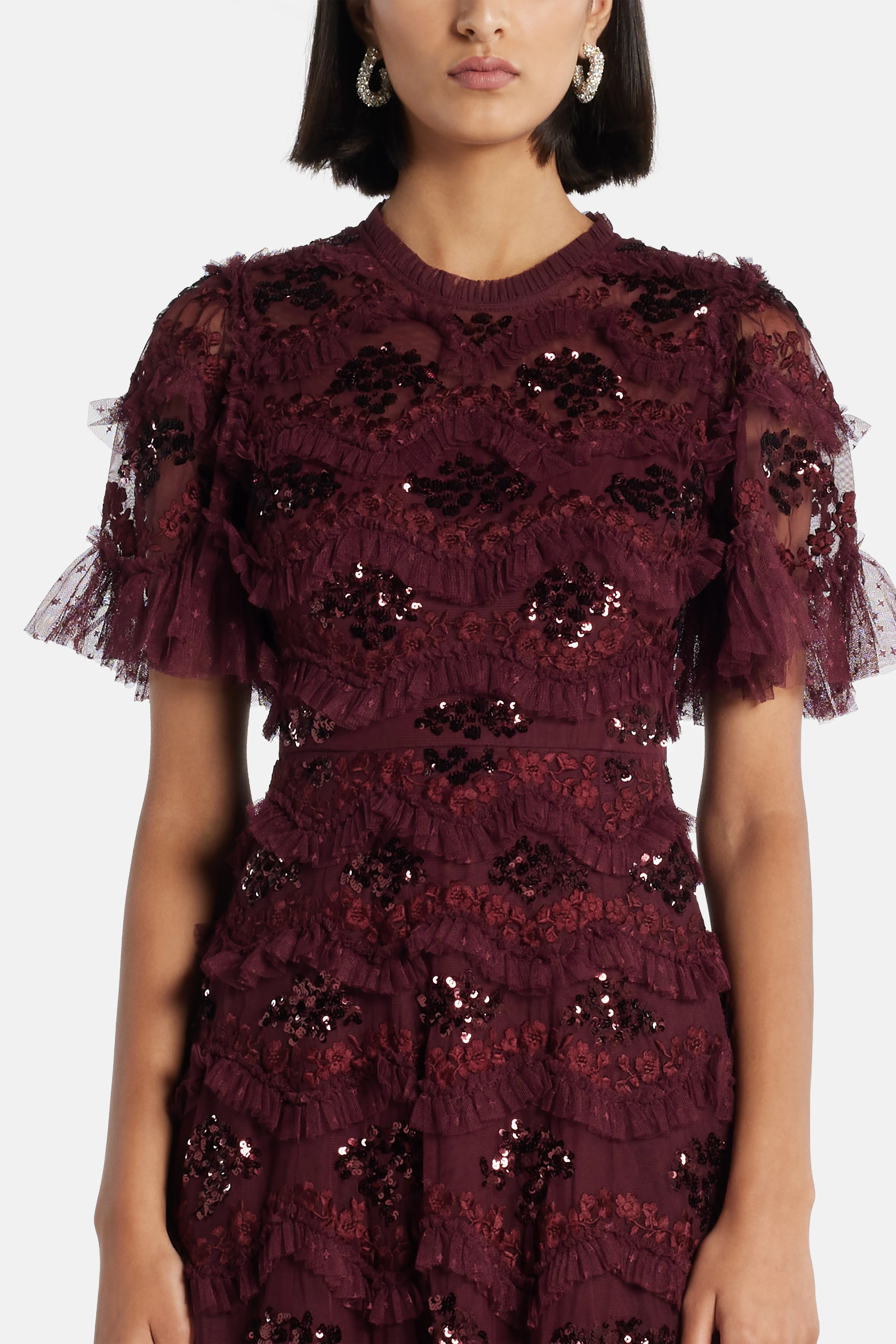 Daisy Wave Sequin Evening Dress in Maroon