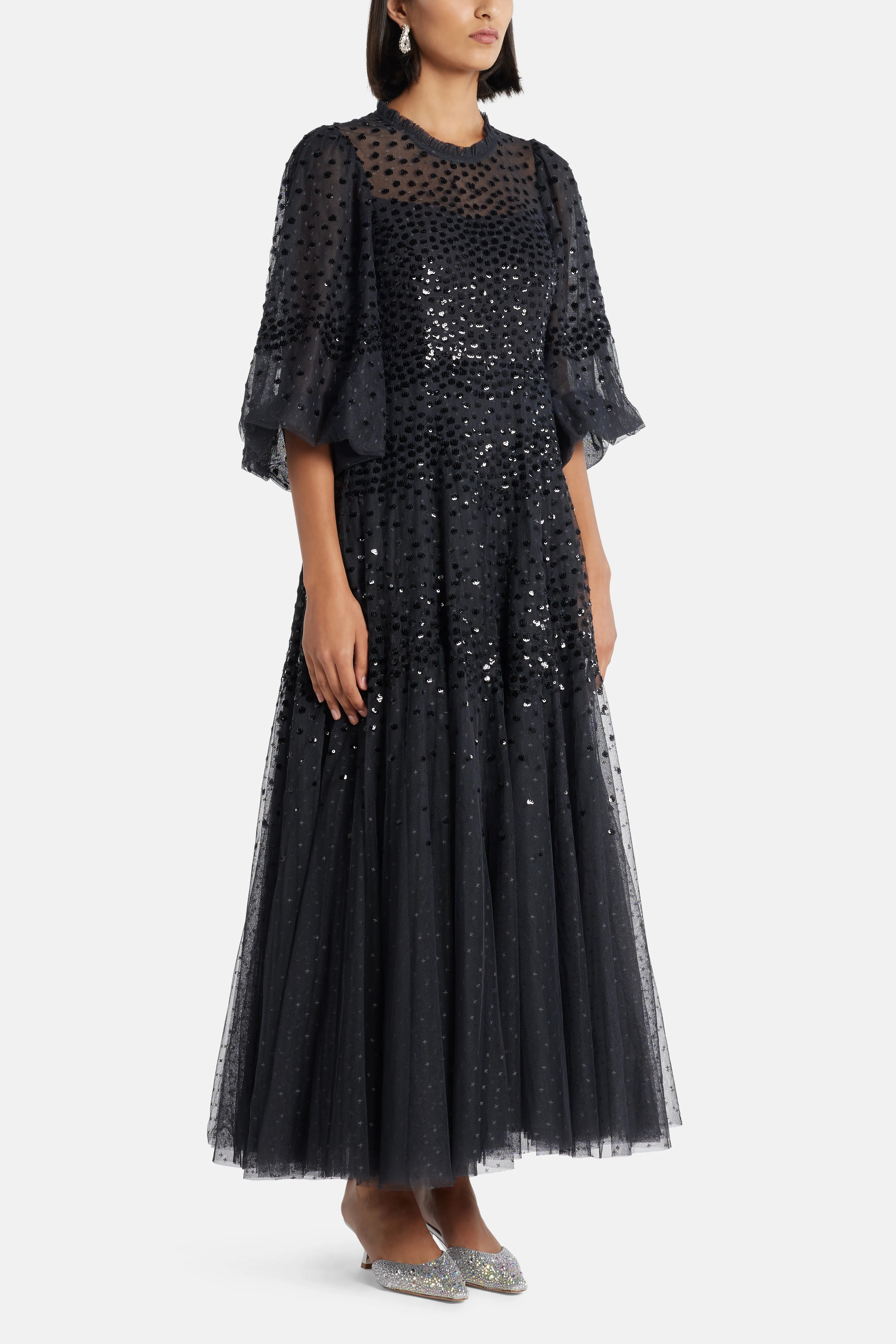 Scallop Sequin Evening Dress in Black