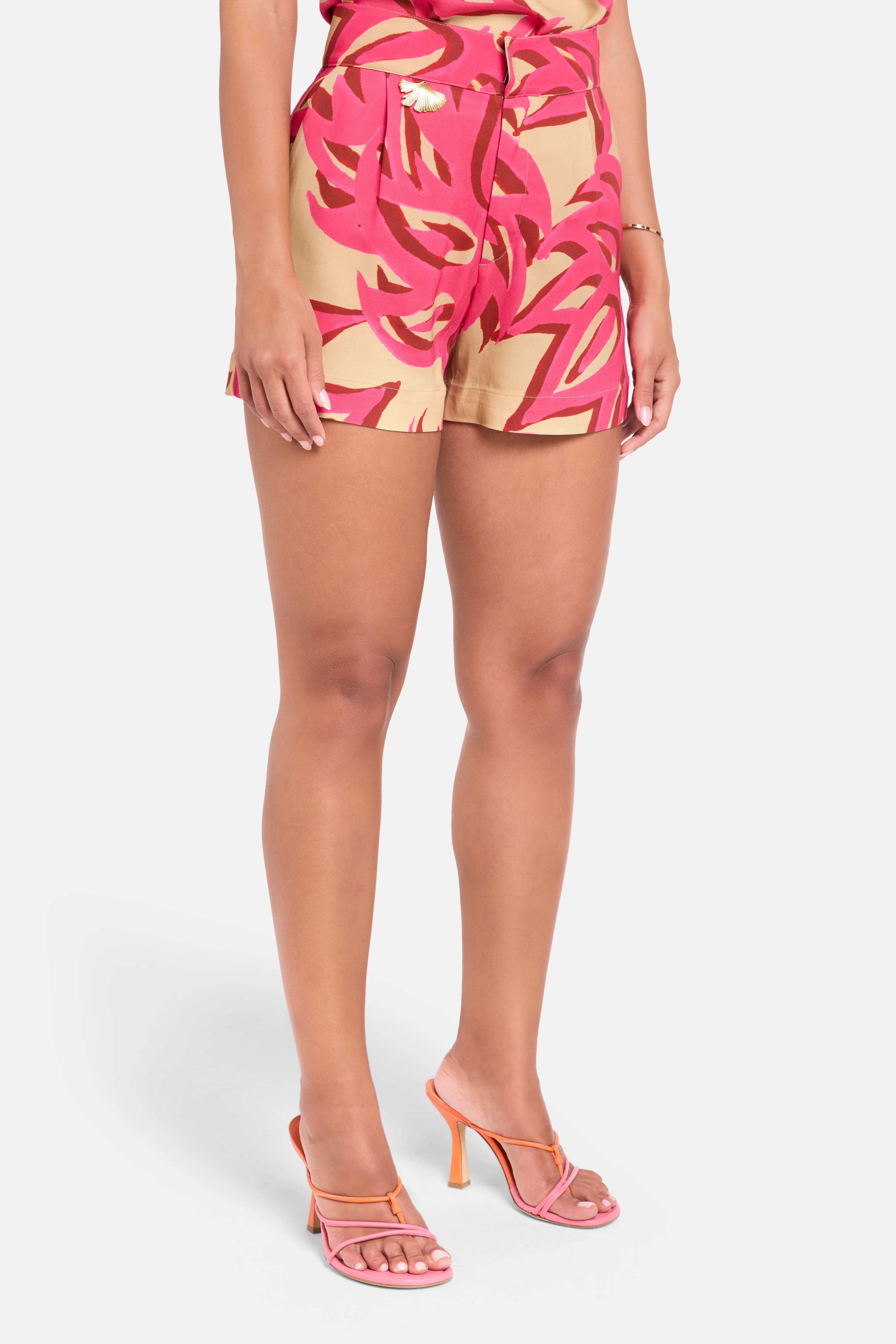 Ismene Sabra Patterned Silk Shorts in Pink