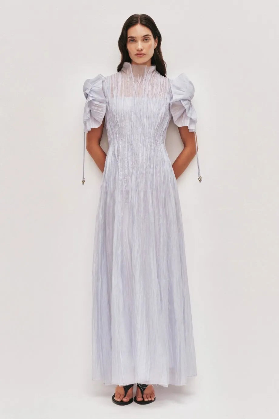 Clara Puffed Sleeves Midi Dress in Blue