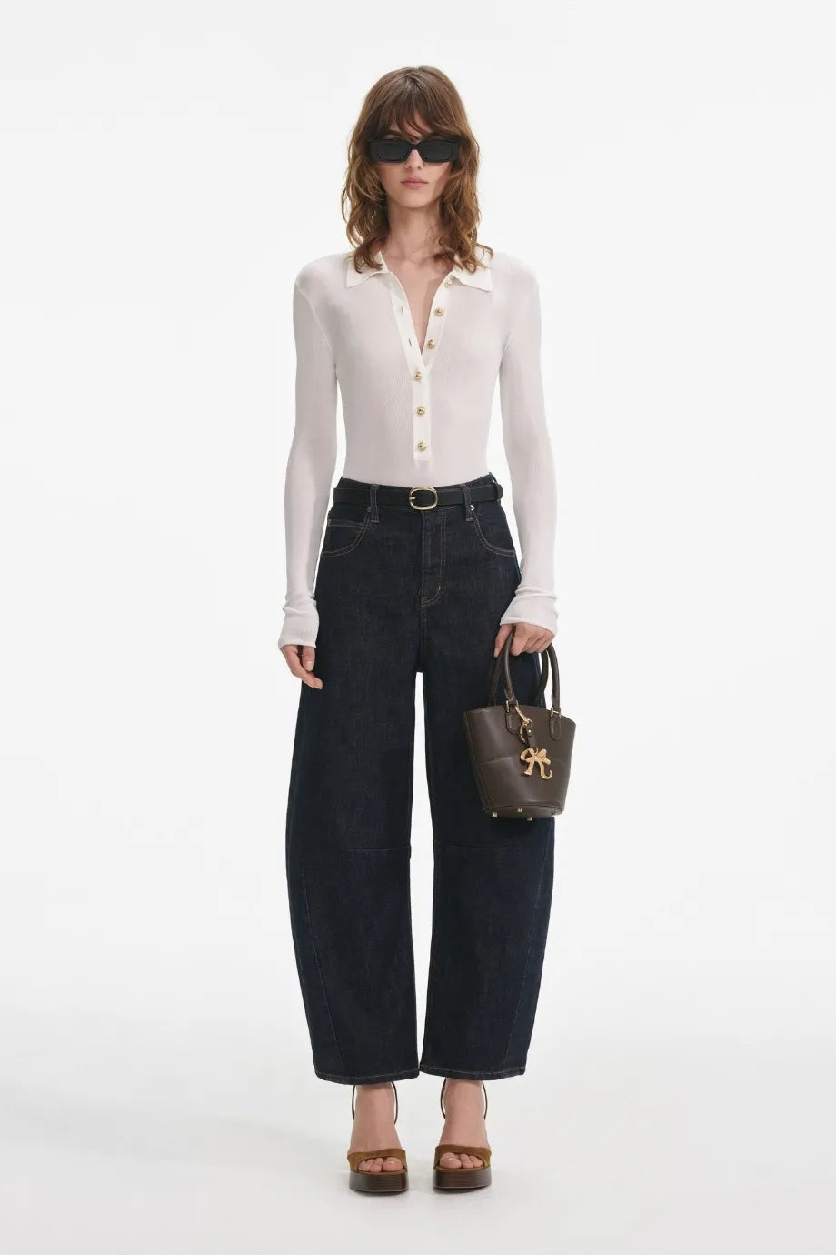 Cotton Barrel Jeans in Blue