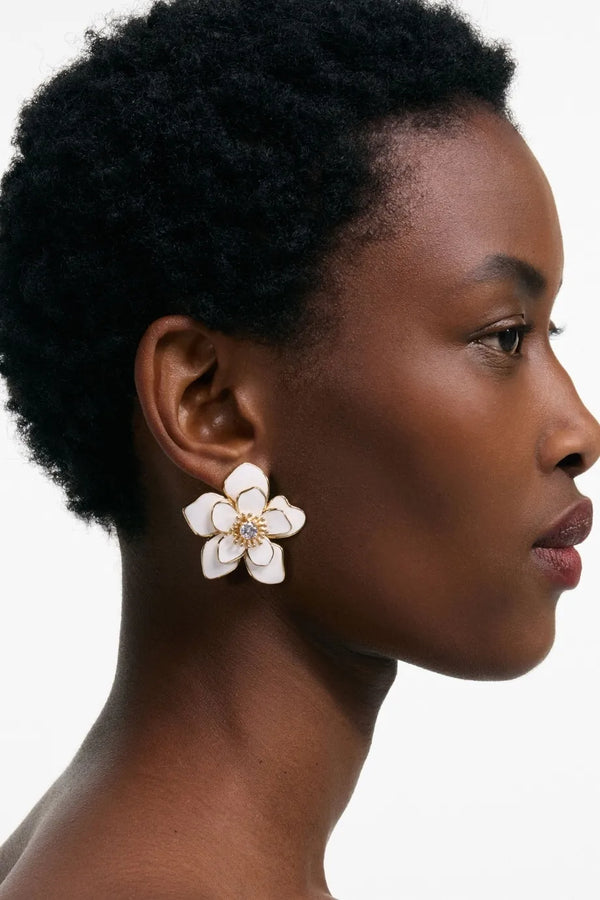 Flower Stud Earrings in Cream