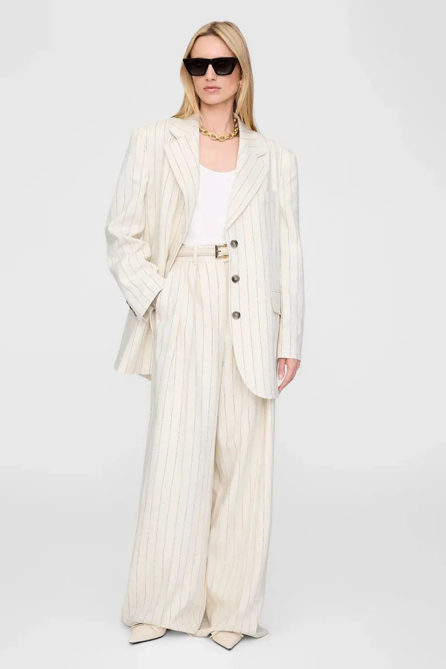 Sara Blazer in Cream