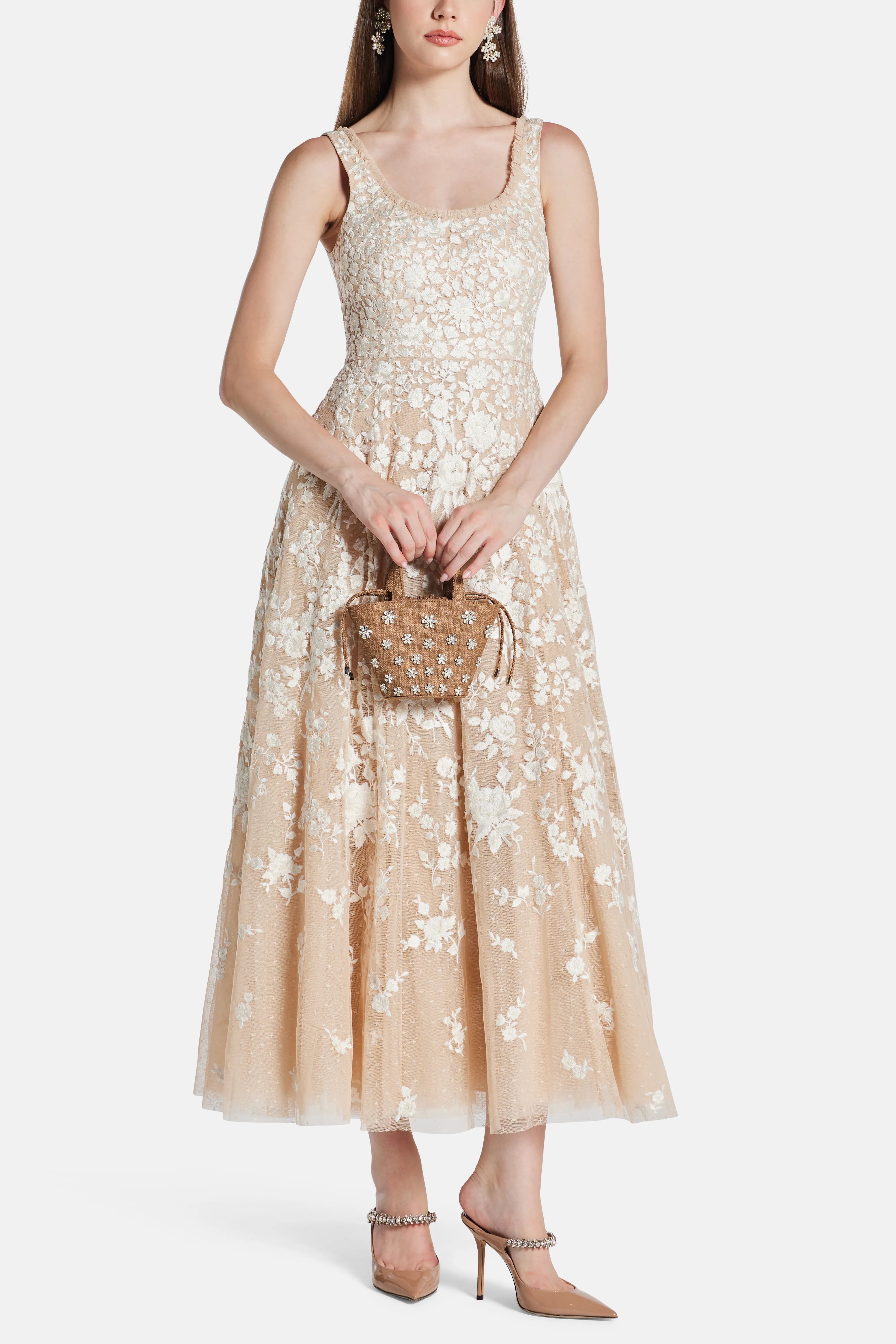 Rosa Scoop Neck Floral Sleeveless Evening Dress in Beige