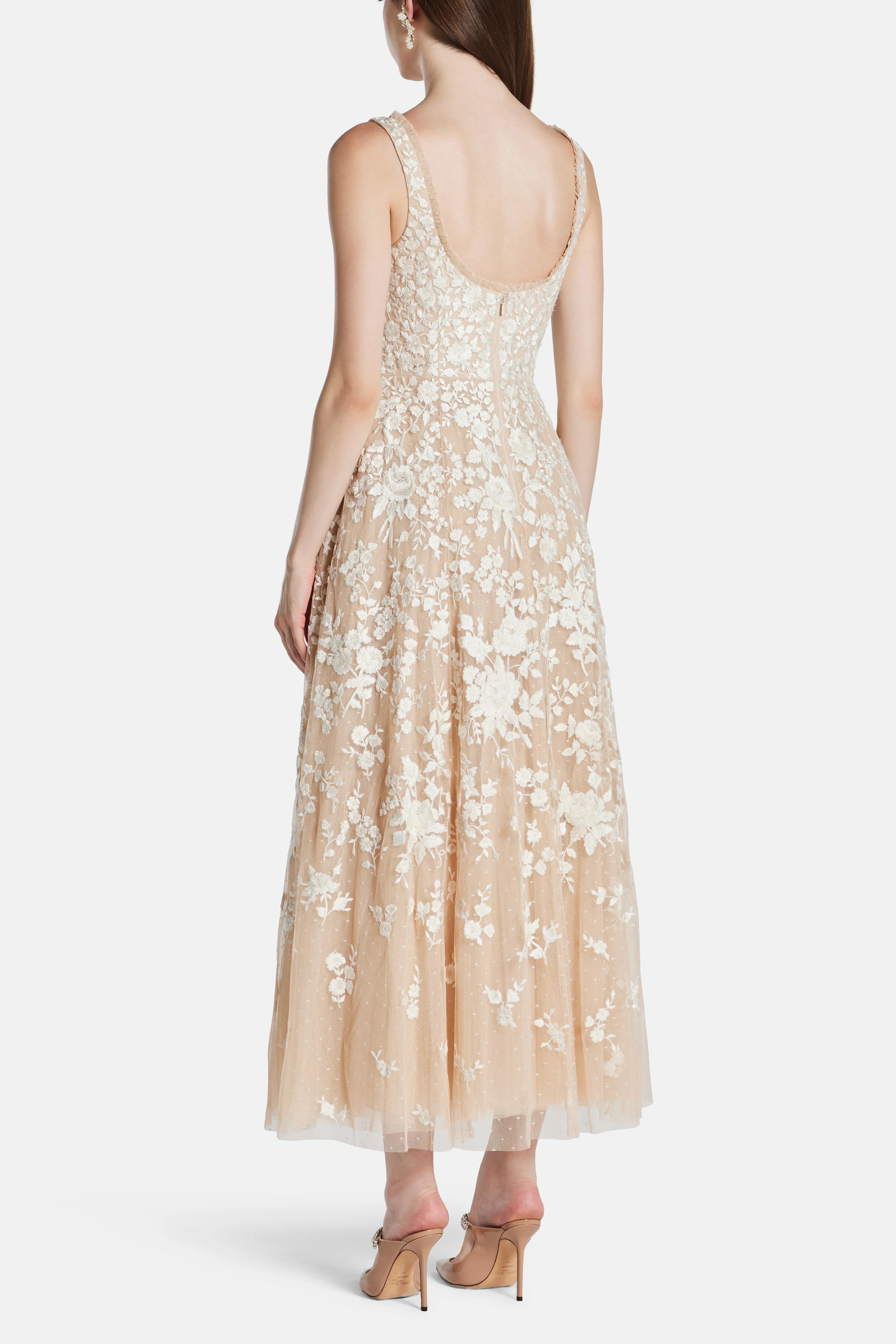 Rosa Scoop Neck Floral Sleeveless Evening Dress in Beige