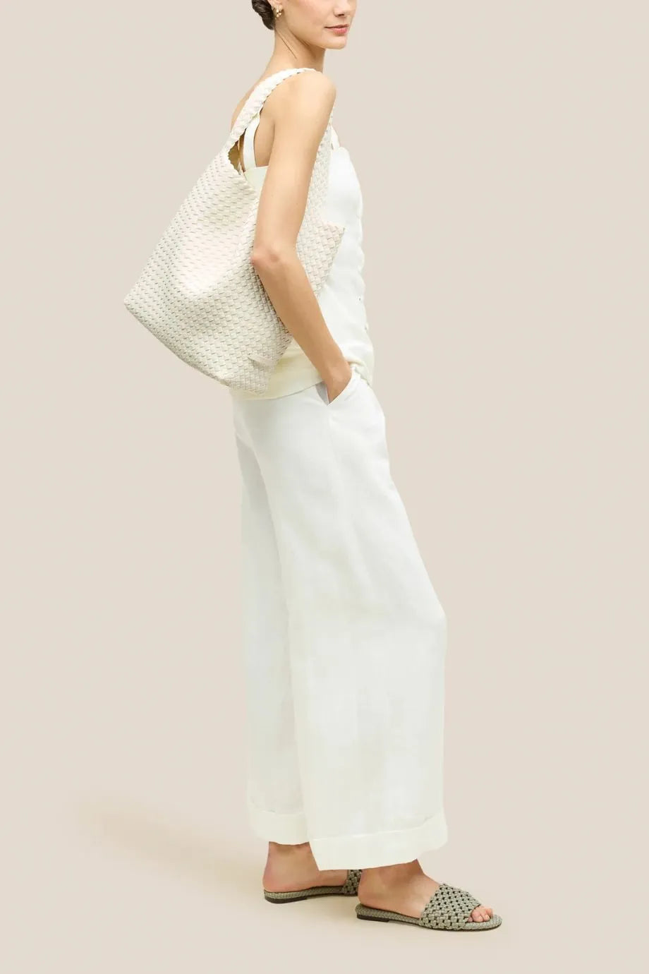 Nomad Woven Medium Hobo Shoulder Bag in White With Pouch