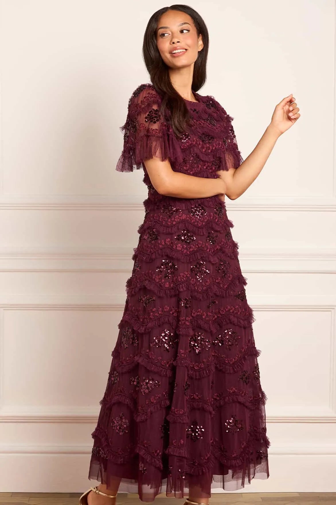 Daisy Wave Sequin Evening Dress in Maroon