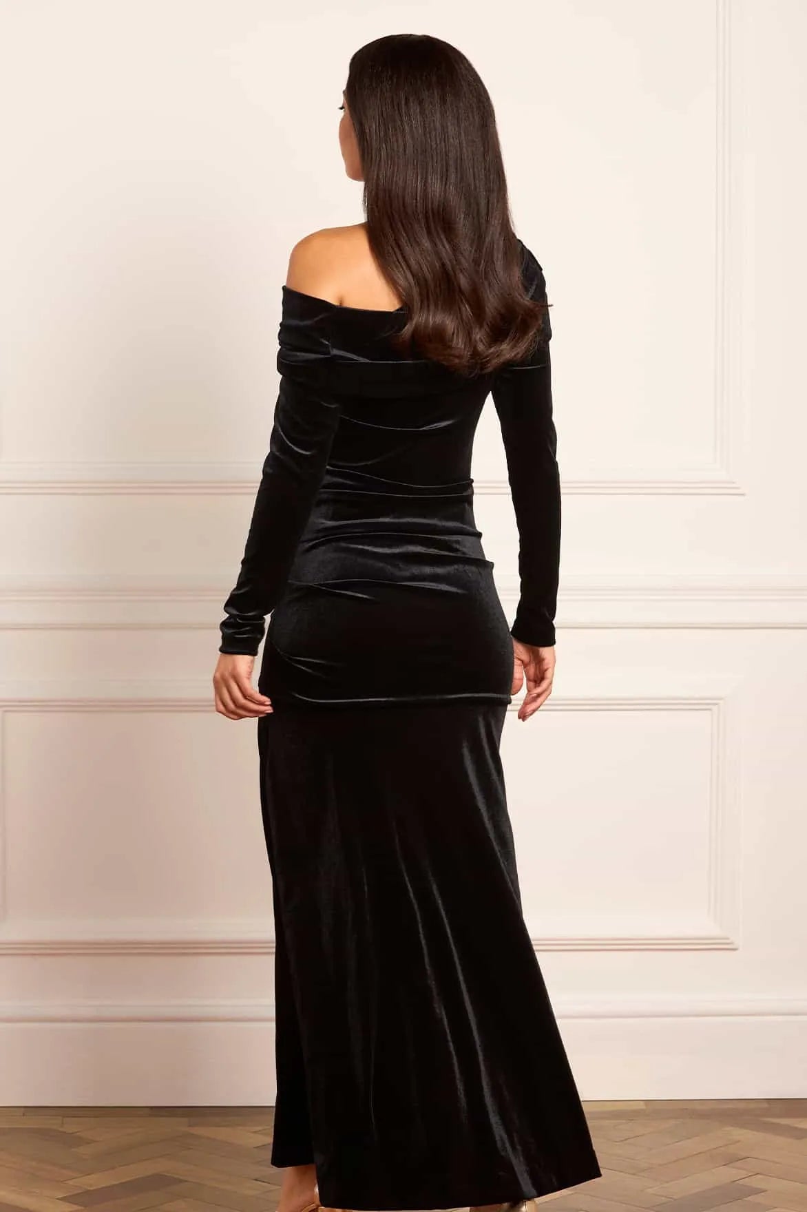 Nova One Shoulder Velvet Evening Dress in Black
