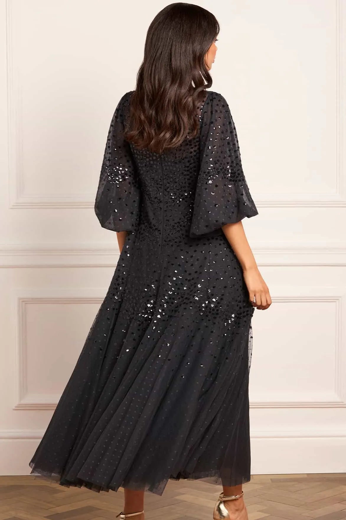Scallop Sequin Evening Dress in Black