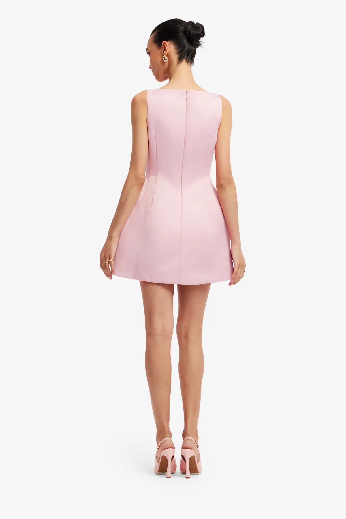 Ali Embroidered Boat Neck Sleeveless Floral Mini Dress in Pink