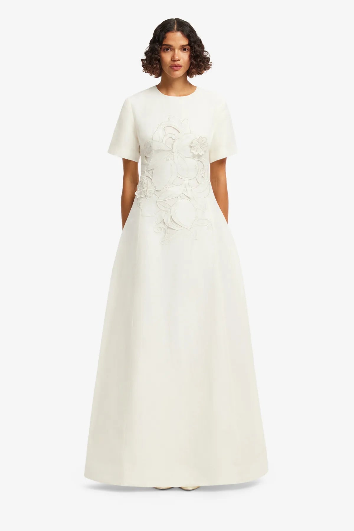 Alice Floral Applique Short Sleeves Linen Maxi Dress in White